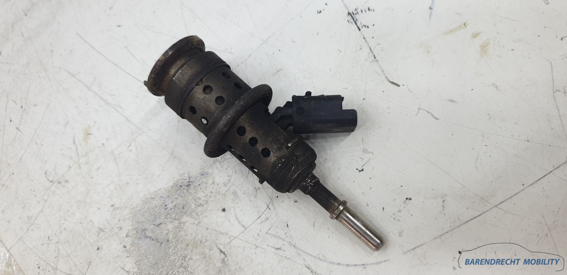 Adblue injector Peugeot Expert 2.0 HDI 980117080 motorcode AH01 origineel gebruikt 2016 / 2024