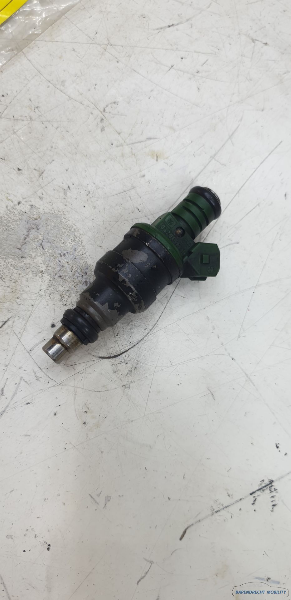 Petrol injector VW Golf II 2 G60 0280150905 original used 1983 / 1992