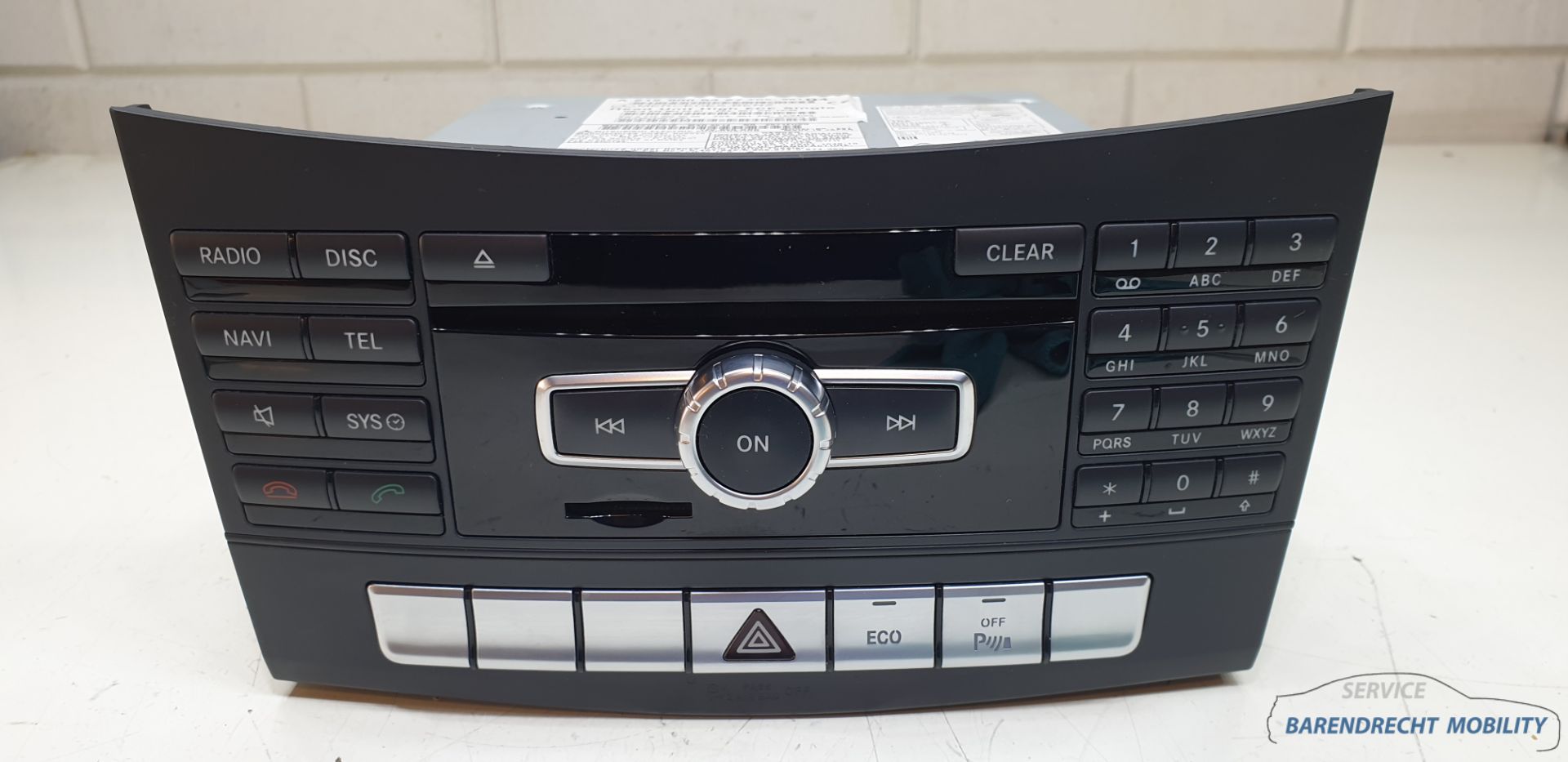 Navigatie systeem Mercedes E klasse W212 W207 2129005327 headunit multimedia radio CD MP3 AUX BT