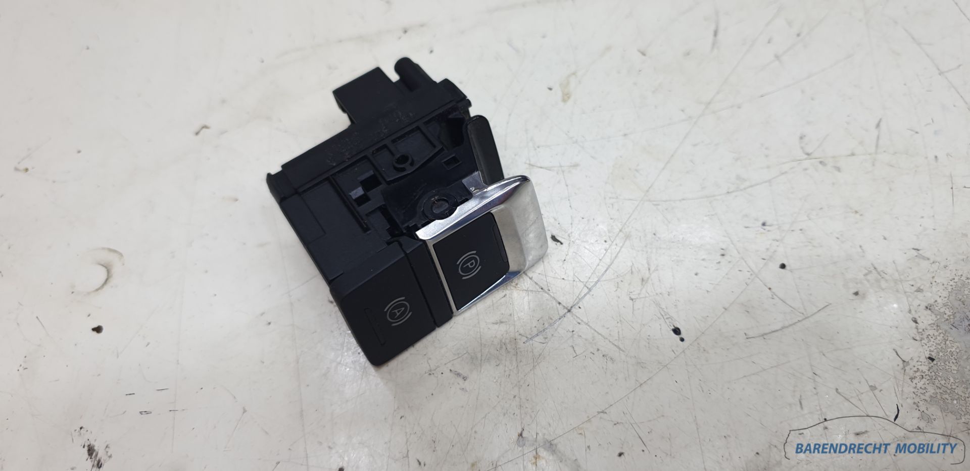 Elektronischer Handbremsschalter Audi A6 C7 original gebraucht 2011 / 2018