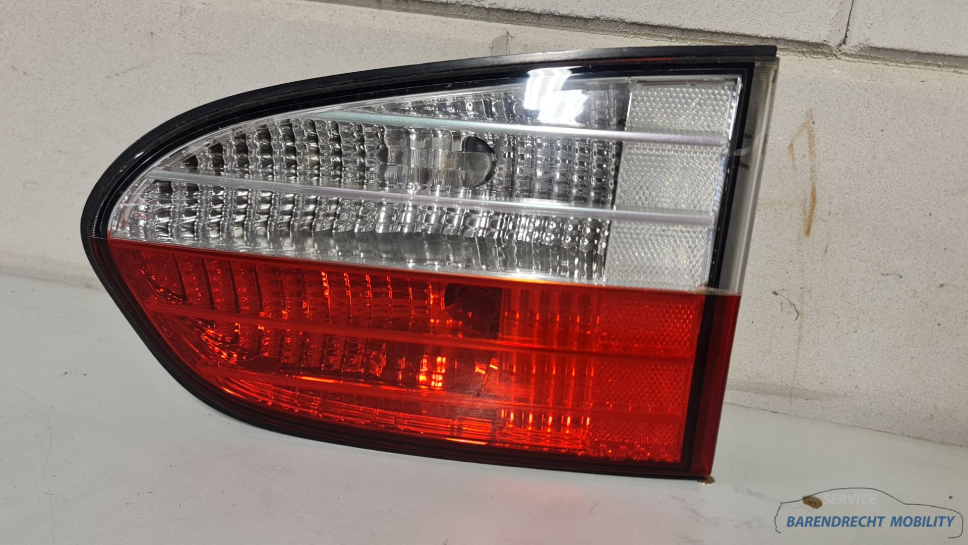 Hyundai H200 H-1 achterlicht links binnen origineel gebruikt 1997 / 2004