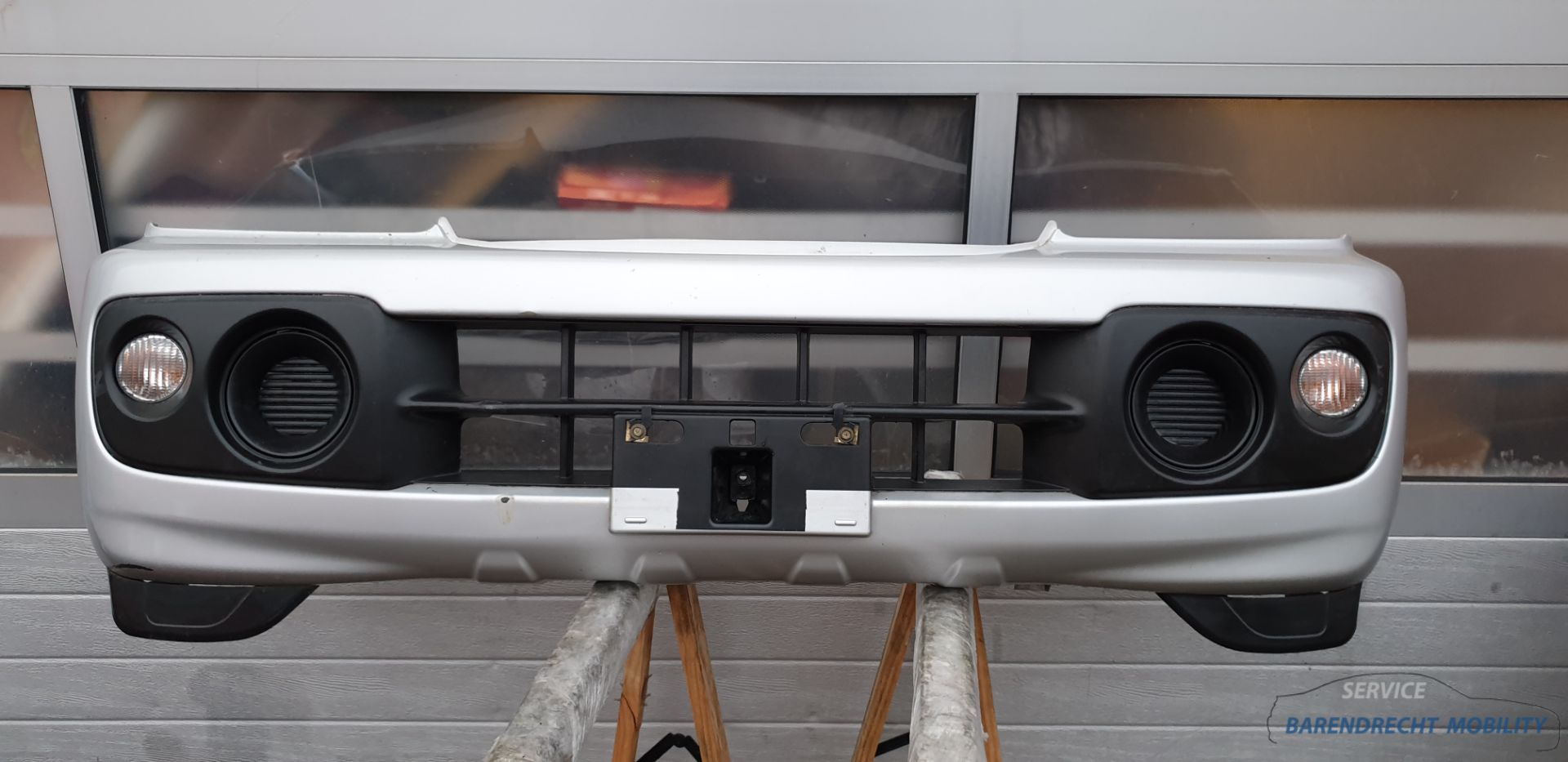 Frontstoßstange Facelift Terios Daihatsu J1 Facelift Silber Metallic 52119879412 Original Gebraucht 2000 / 2006