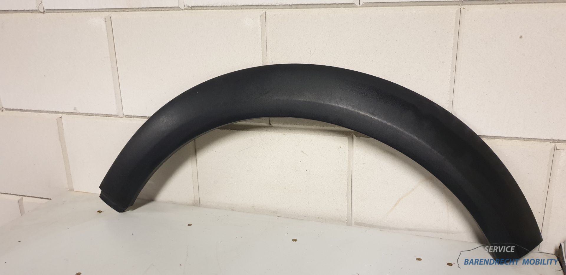 Spatbordrand Mini Cooper R50 R53 spatbord verbreder 1505869 links achter LA zwart origineel gebruikt 2001 / 2007