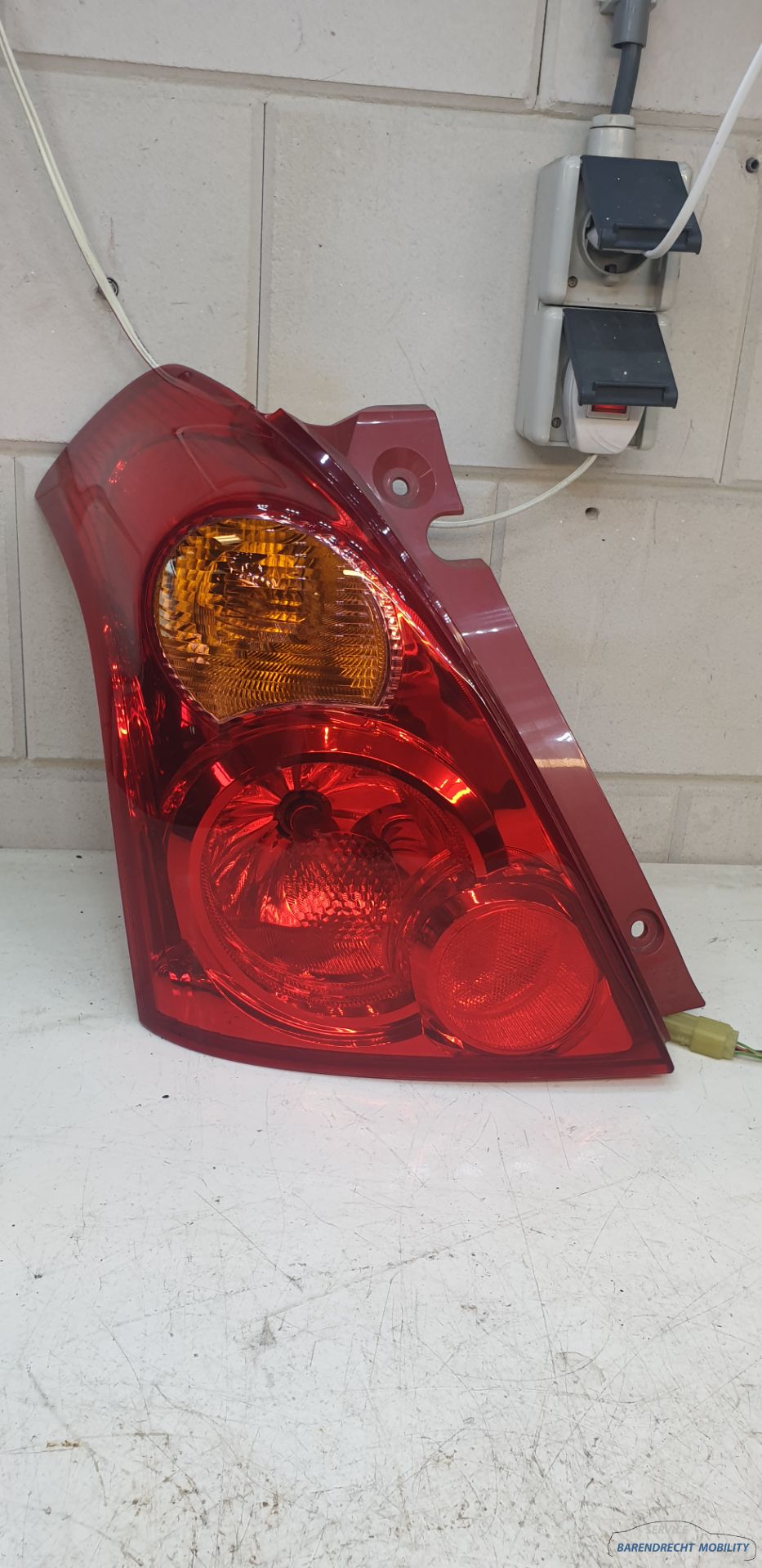 Sport achterlicht Suzuki swift links bestuurderskant origineel gebruikt 2006 / 2009