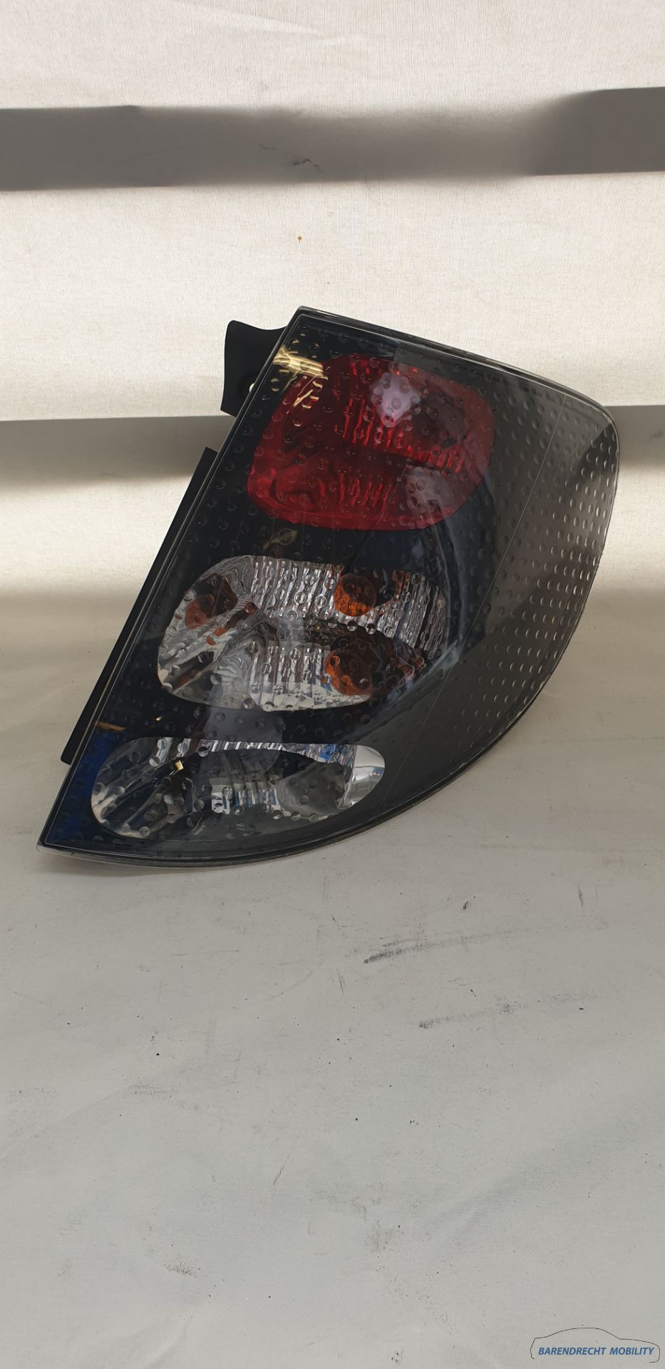 Achterlicht Citroen C3 Pluriel facelift 89319665 rechts passagierskant donker binnenwerk 2008 / 2010