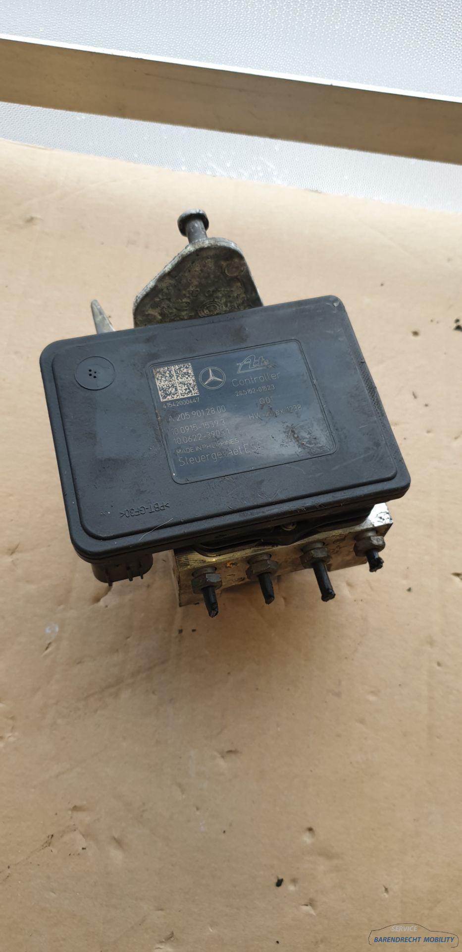 ABS pump W205 C class Mercedes 2059012800 original used 2015 / 2019
