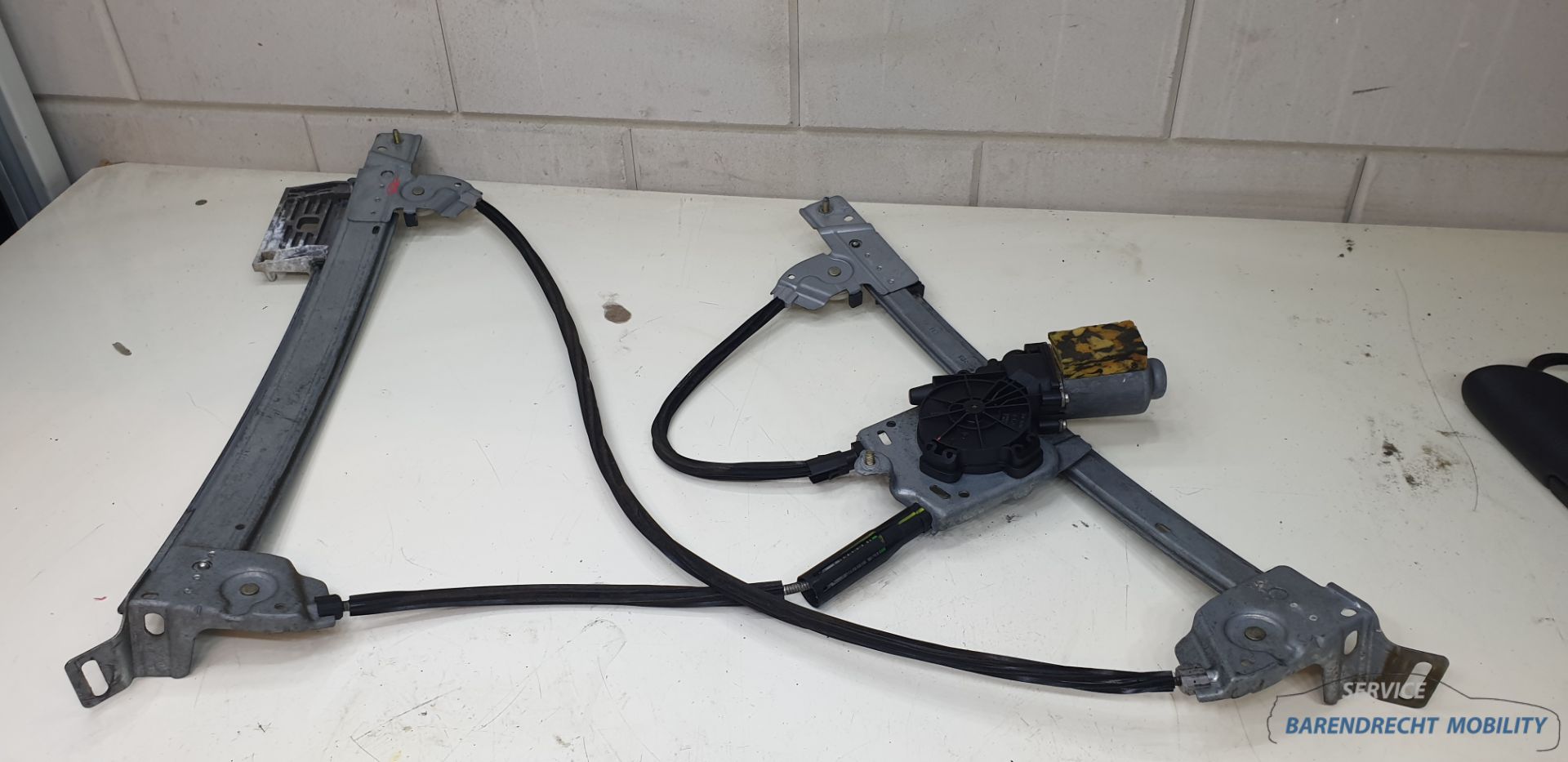 Raammechanisme Links Tigra Opel Twintop cabriolet bestuurderskant orgineel gebruikt 2004 - 2009