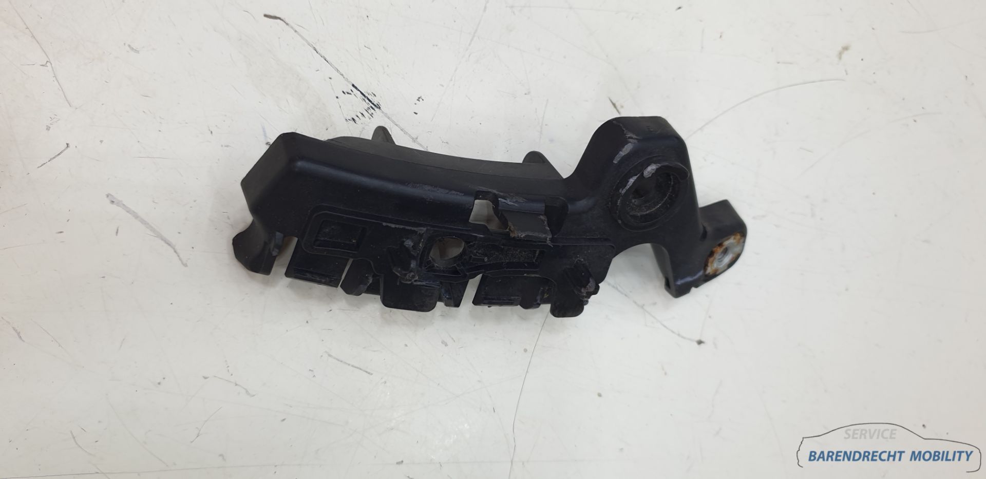 Bumpersteun Megane III Renault 620940001R montage spatbord links origineel gebruikt 2008 / 2015