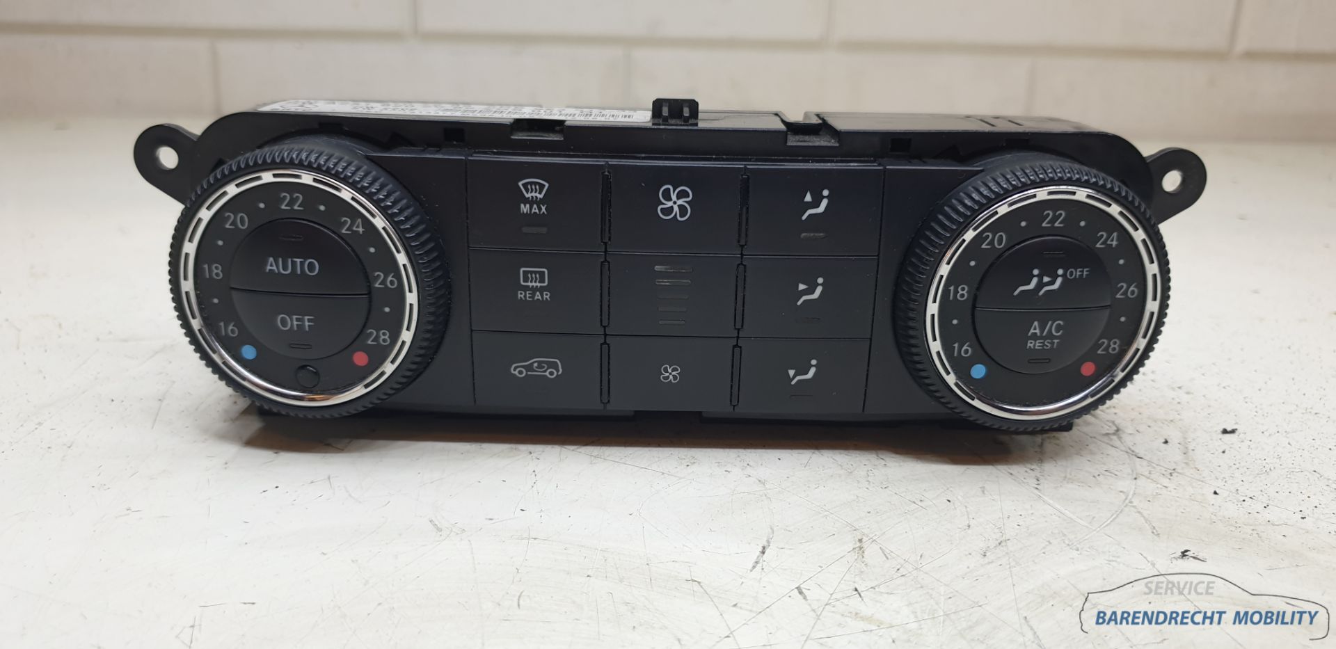 Kachelpaneel ML 320 CDI R- GL- klasse W164 W251 2518707289 Airco origineel gebruikt