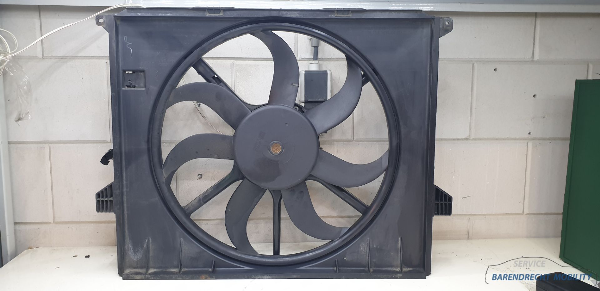 Ventilateur de refroidissement ML 320CDI R- Classe GL Mercedes 1645000193 W164 W251 d'origine d'occasion 2006 / 2012