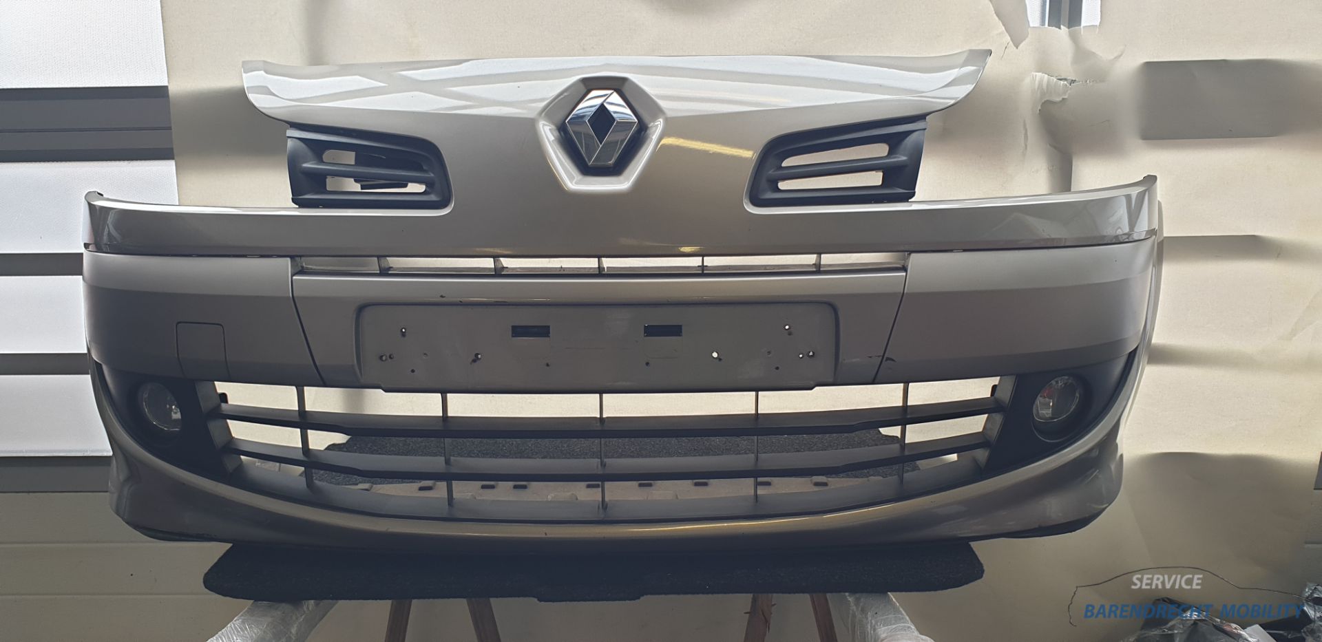 Facelift voorbumper Renault Modus TEHNK HNK beige metallic GR Grand origineel gebruikt 2008 / 2012