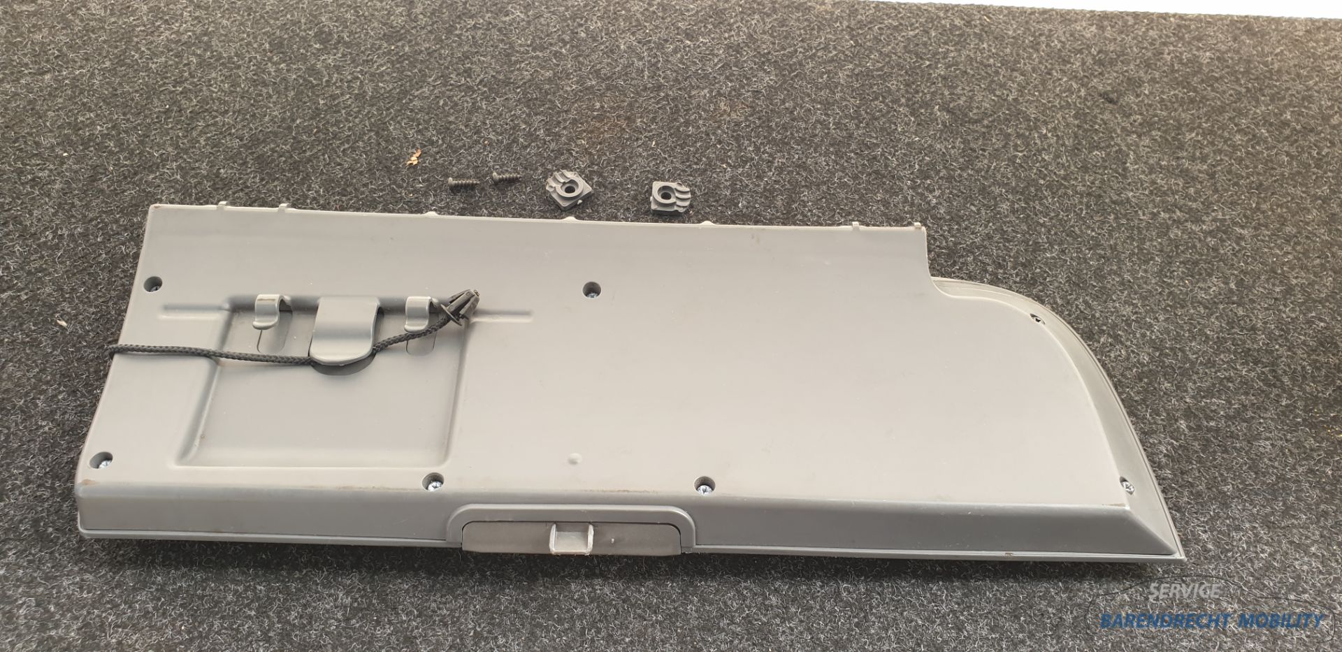 Klepje dasboard C1 107 Aygo dashboardkastje origineel gebruikt 2006 / 2015