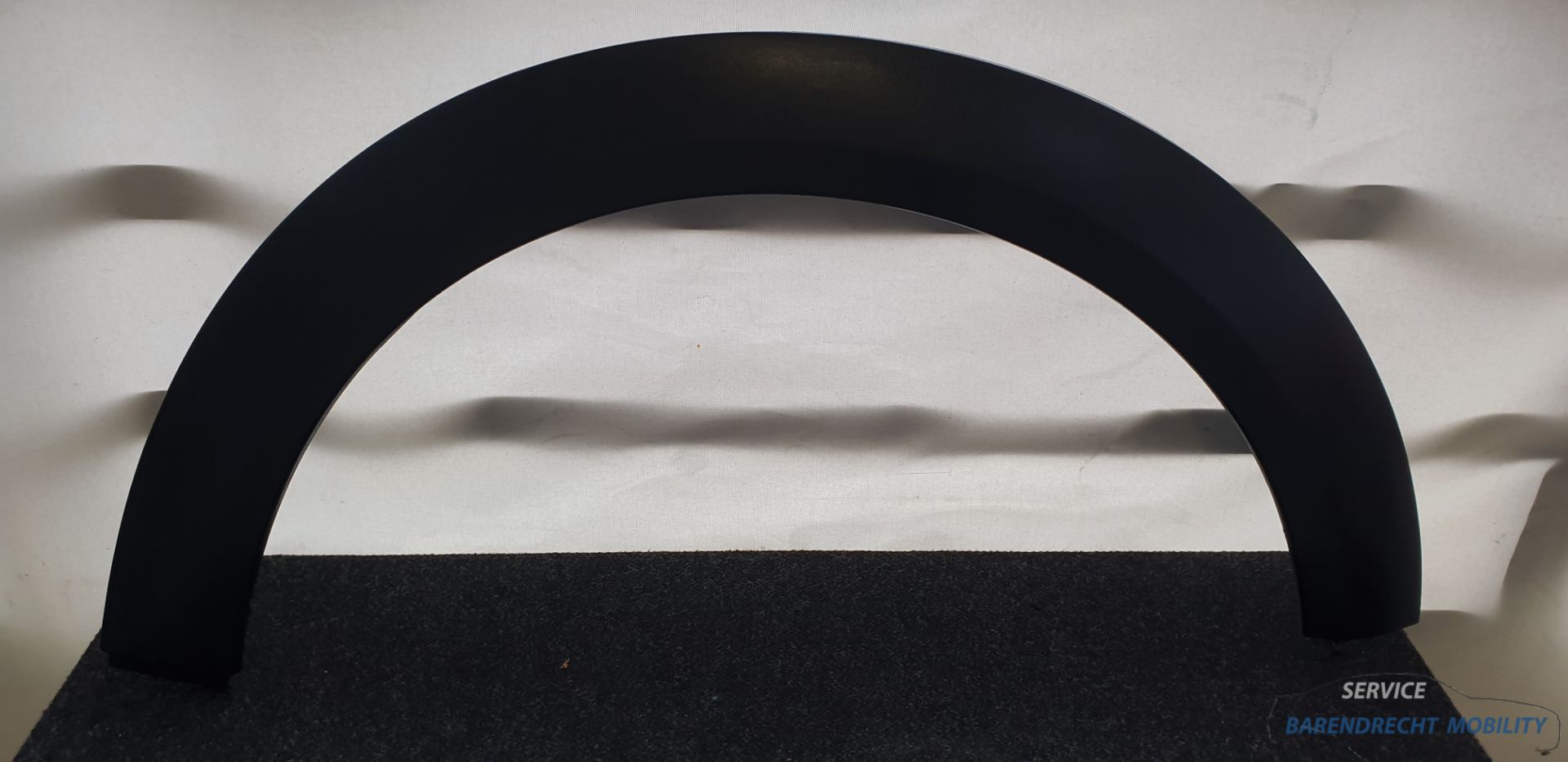 Spatbordrand Mini Cooper R56 R55 R57 spatbord verbreder 7157104 rechts voor RV zwart origineel gebruikt 2007 / 2014