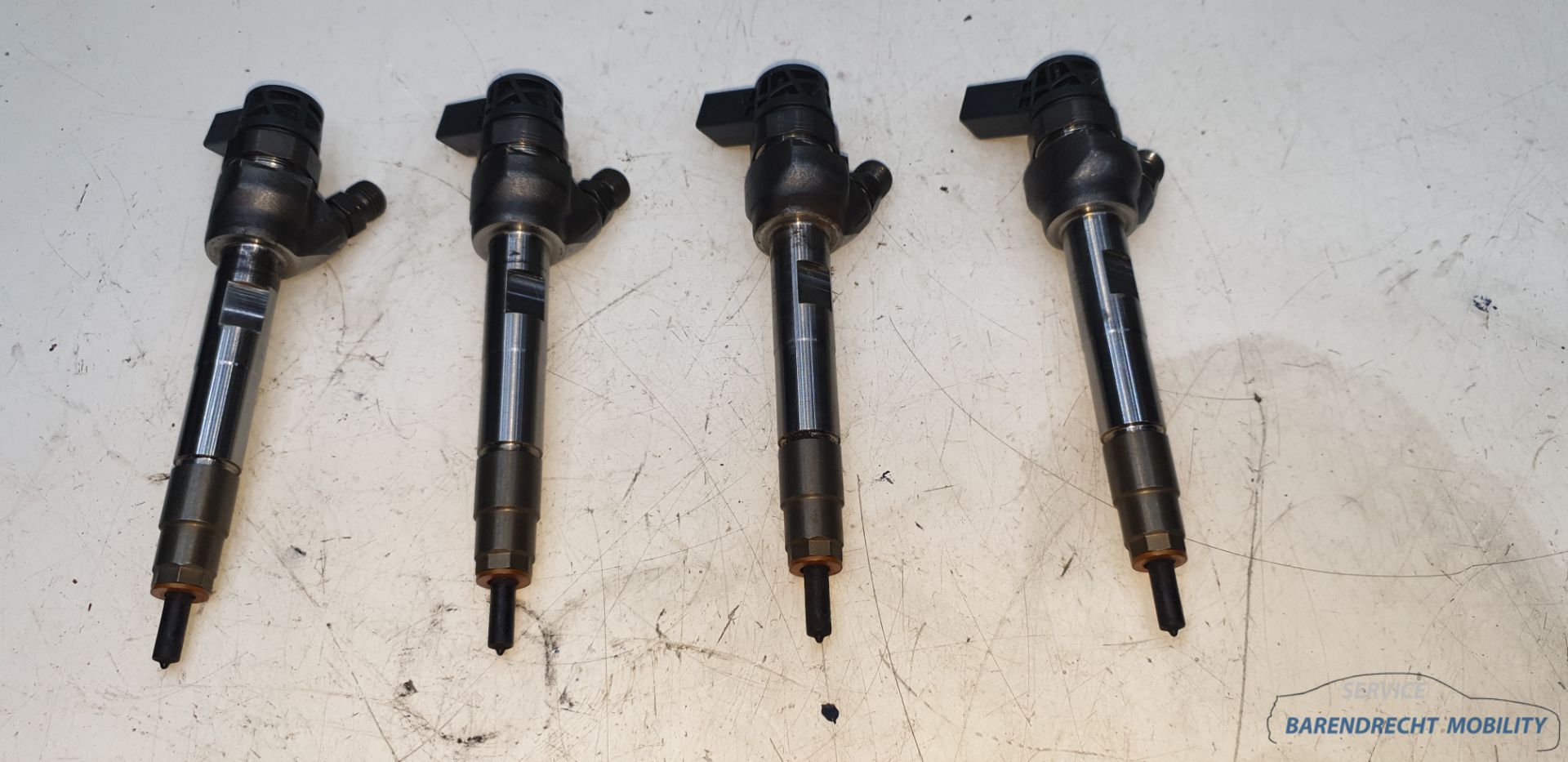 Injector Diesel injector B47D20A BMW 8514148 1 3 4 5 series F- series original used