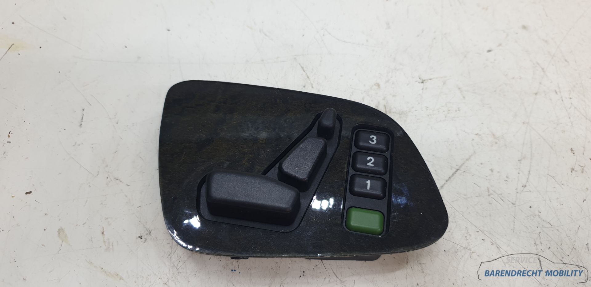 Stoelverstellingschakelaar E-klasse W210 Mercedes 2108209010 Memory CLK W208 Cklasse W202 1996 / 2002