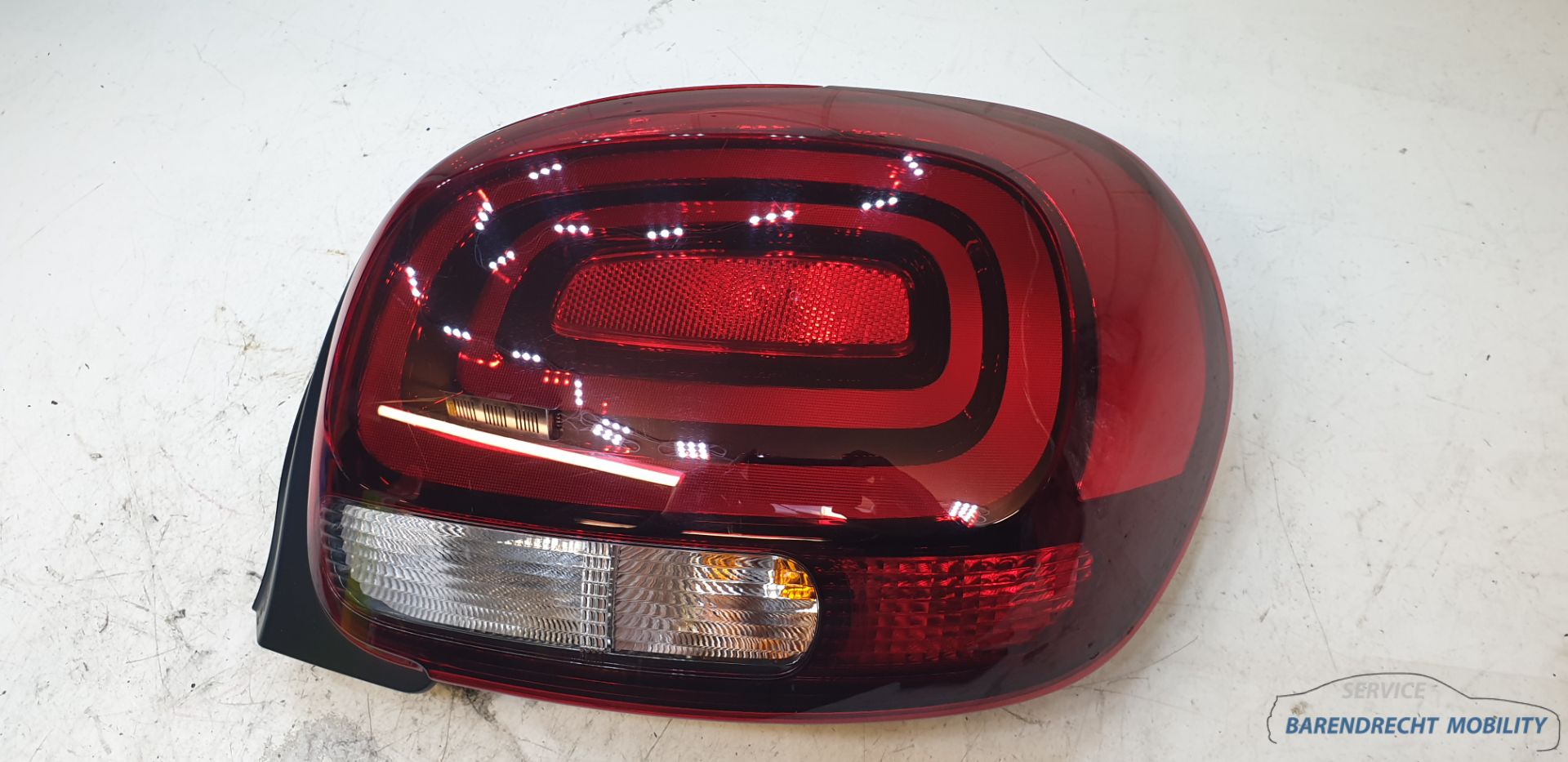 Achterlicht rechts Citroen C3 III hatchback 9812257480 passagierskant origineel gebruikt 2016 / 2024