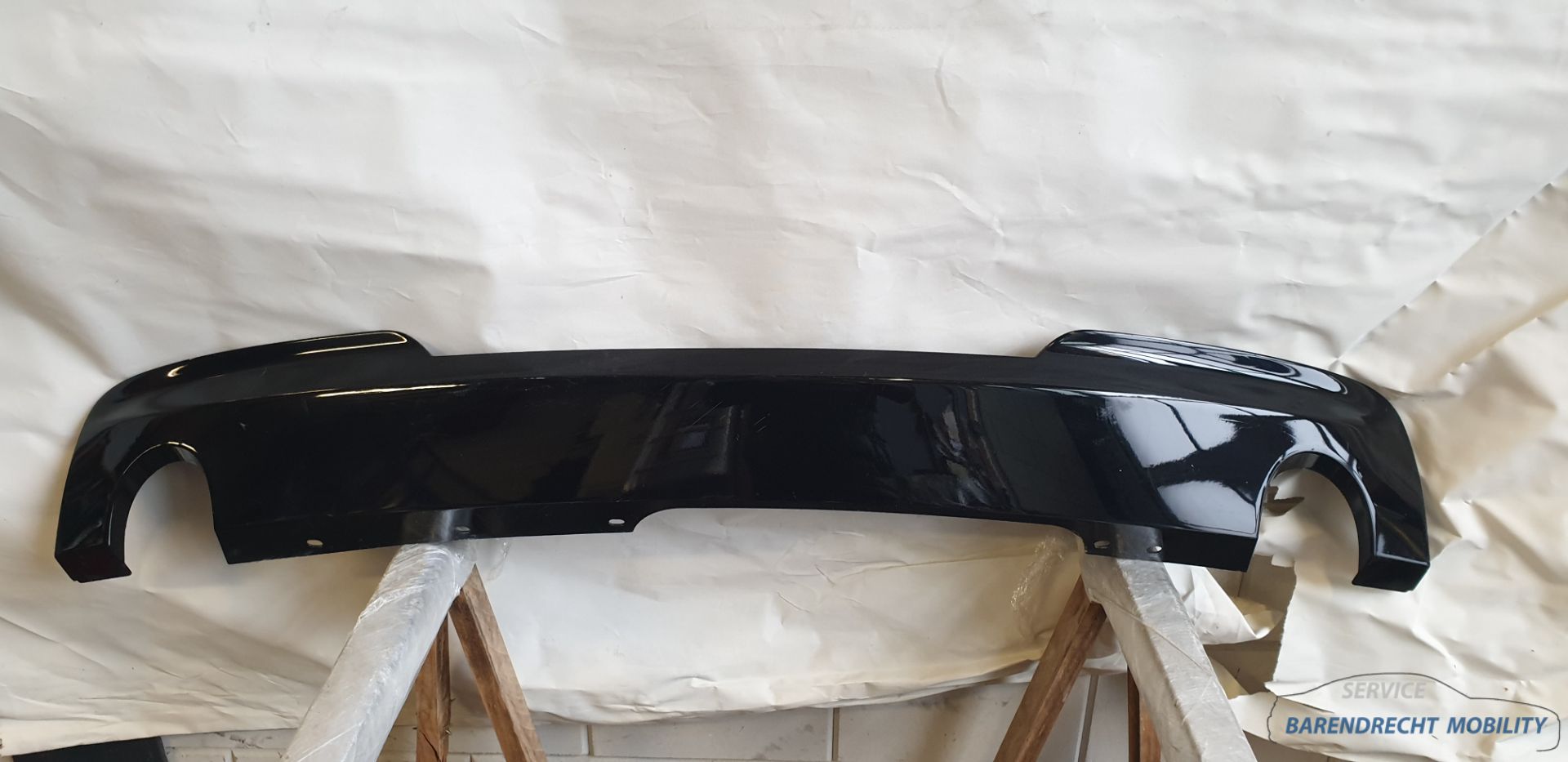 Originele diffuser F10 F11 M-pakket 5 serie 51127906283 dubbele uitlaat zwart gebruikt 2009 / 2017