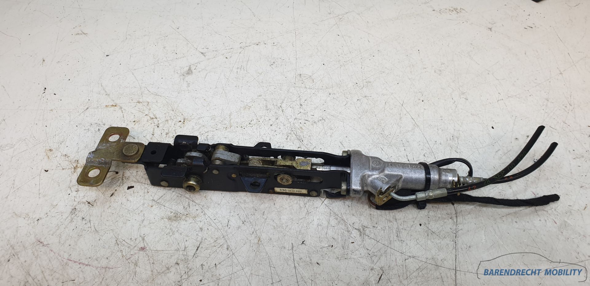 cabriodak vergrendeling slot CLK W208 / SL R129 1298001672 cabriokap gebruikt origineel