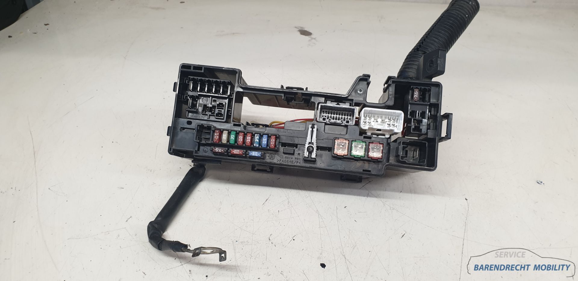 Zekeringkast C1 107 Aygo Citroen onder motorkap 6545H0 origineel gebruikt 2006 / 2014
