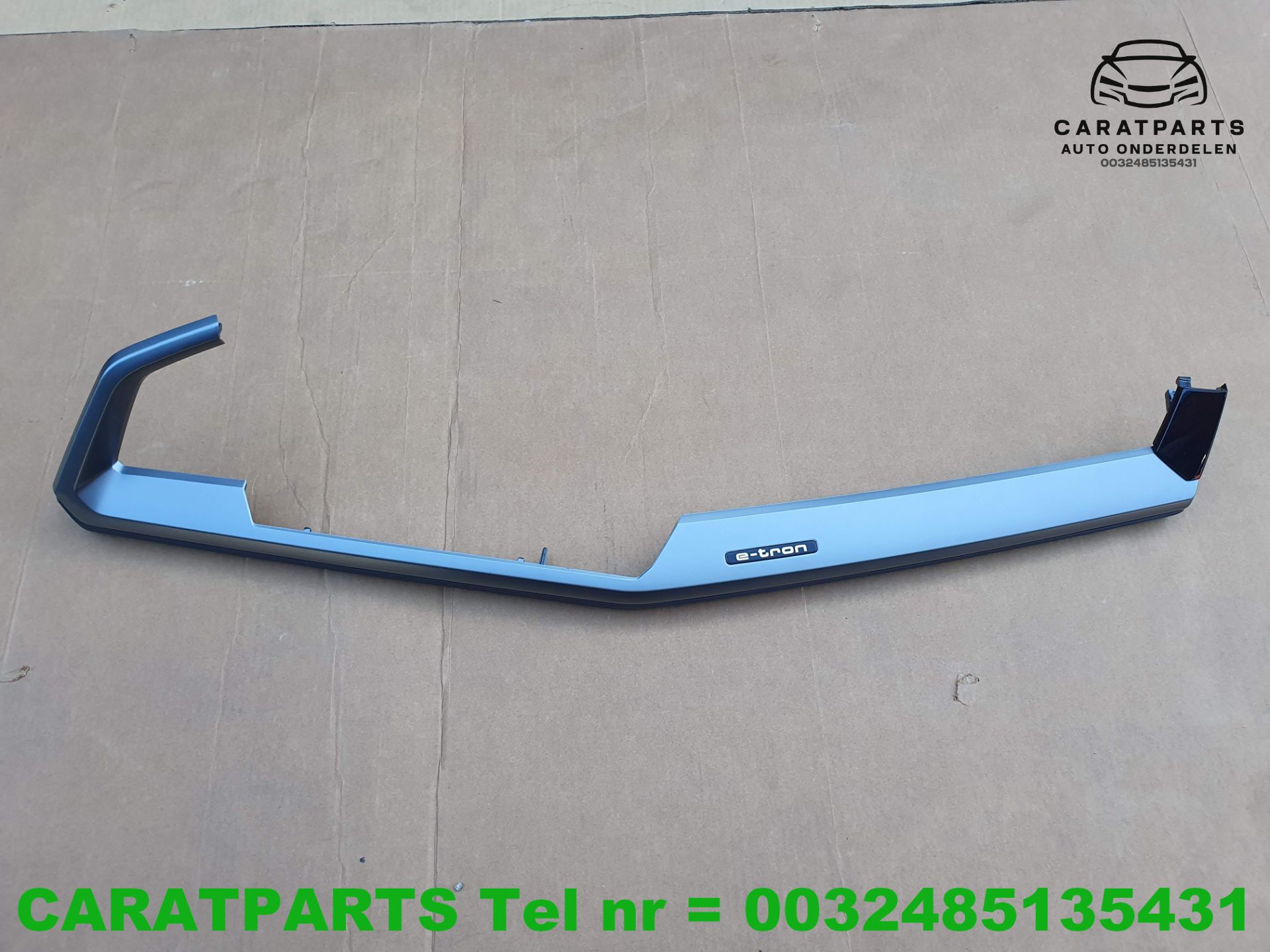 89B853190A Audi Q4 E Tron dashboard inleg Q4 inleg dashboard