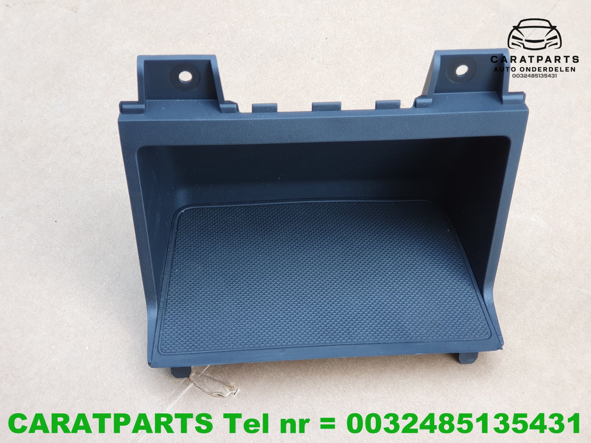 89A864132 Audi Q4 E Tron opbergvak Q4 e tron