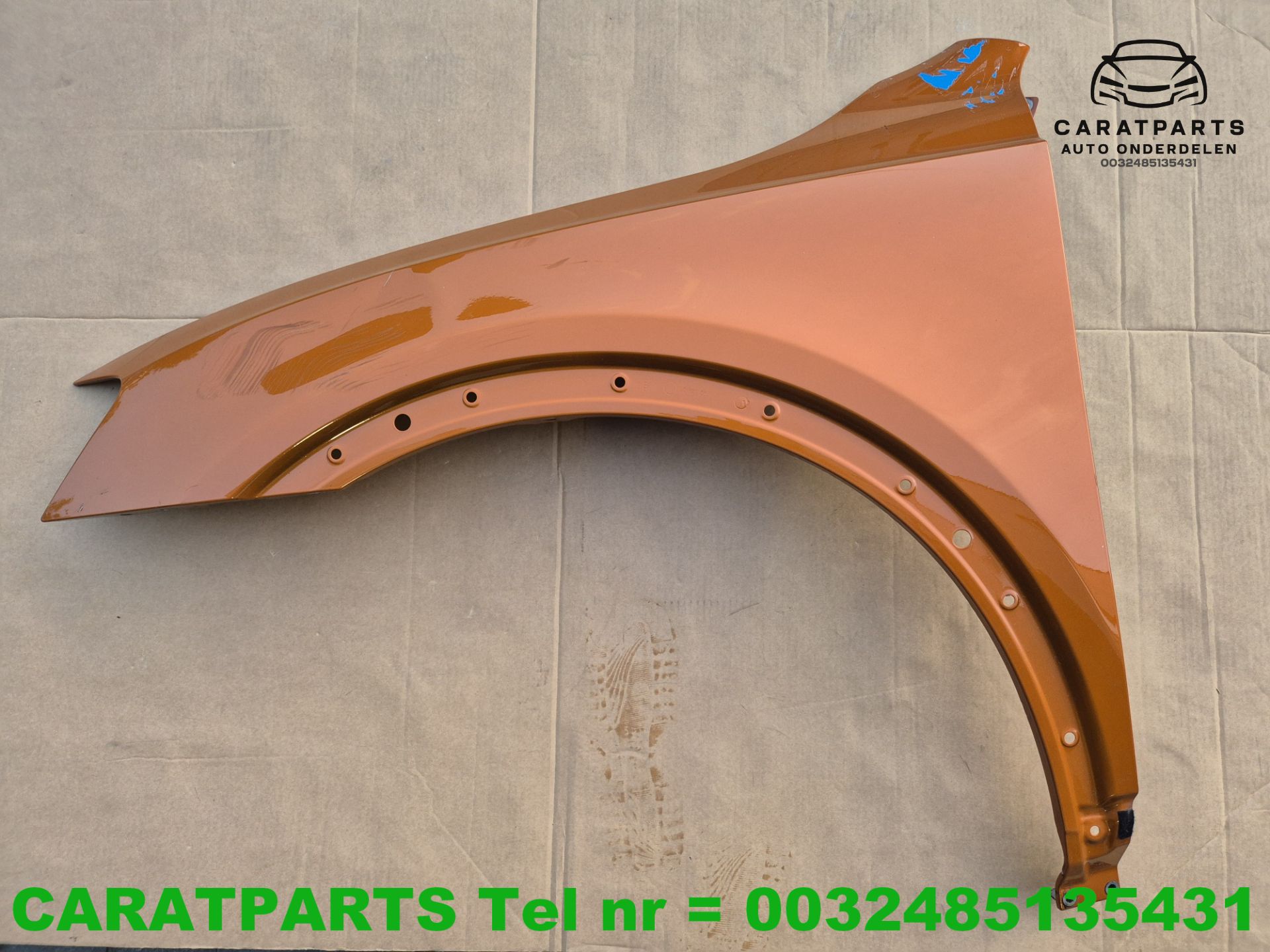 8U0821105 Audi Q3 8U spatbord q3 zijscherm rsq3 voorscherm