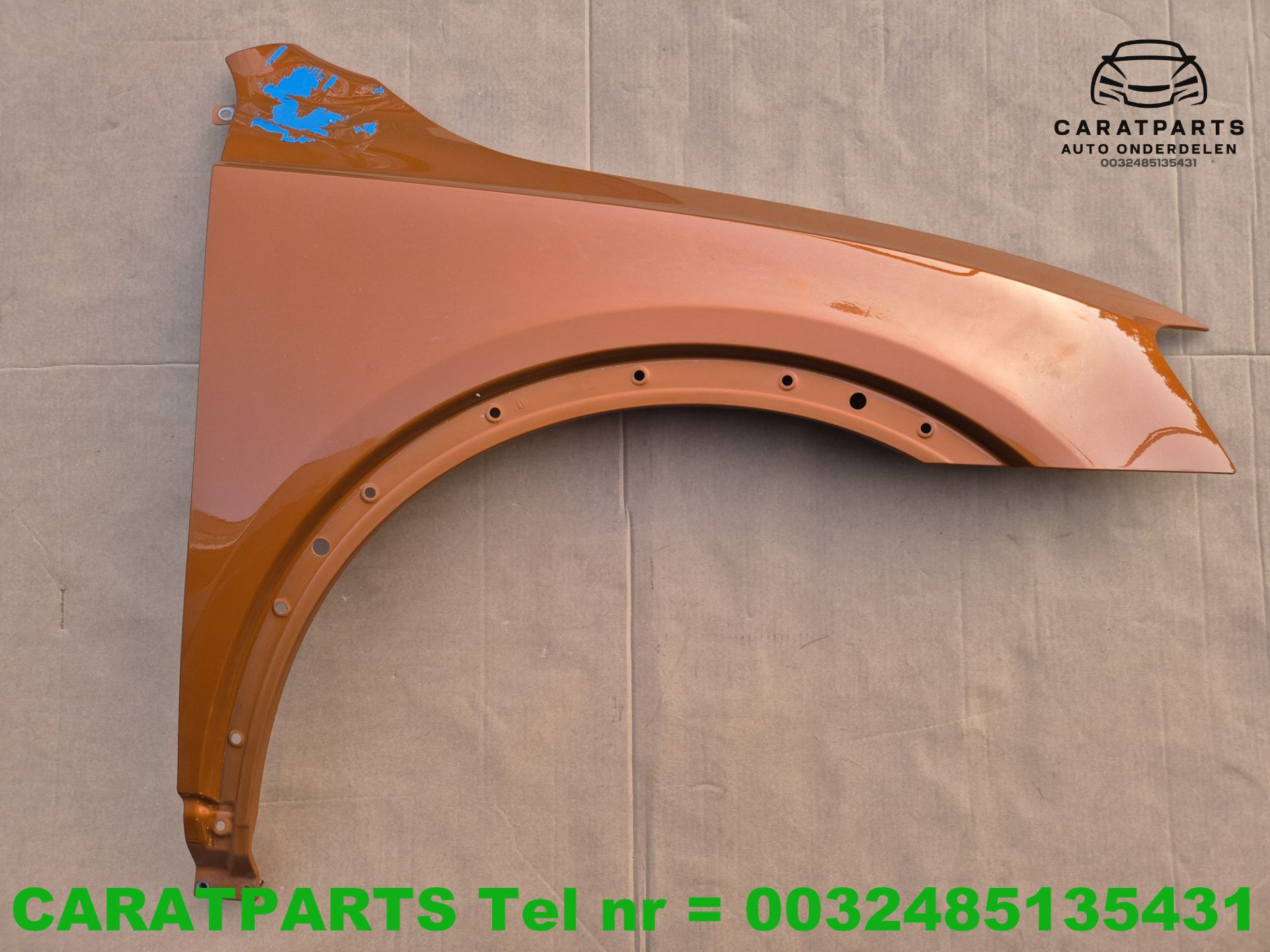 8U0821106 Audi Q3 8U spatbord q3 zijscherm rsq3 voorscherm