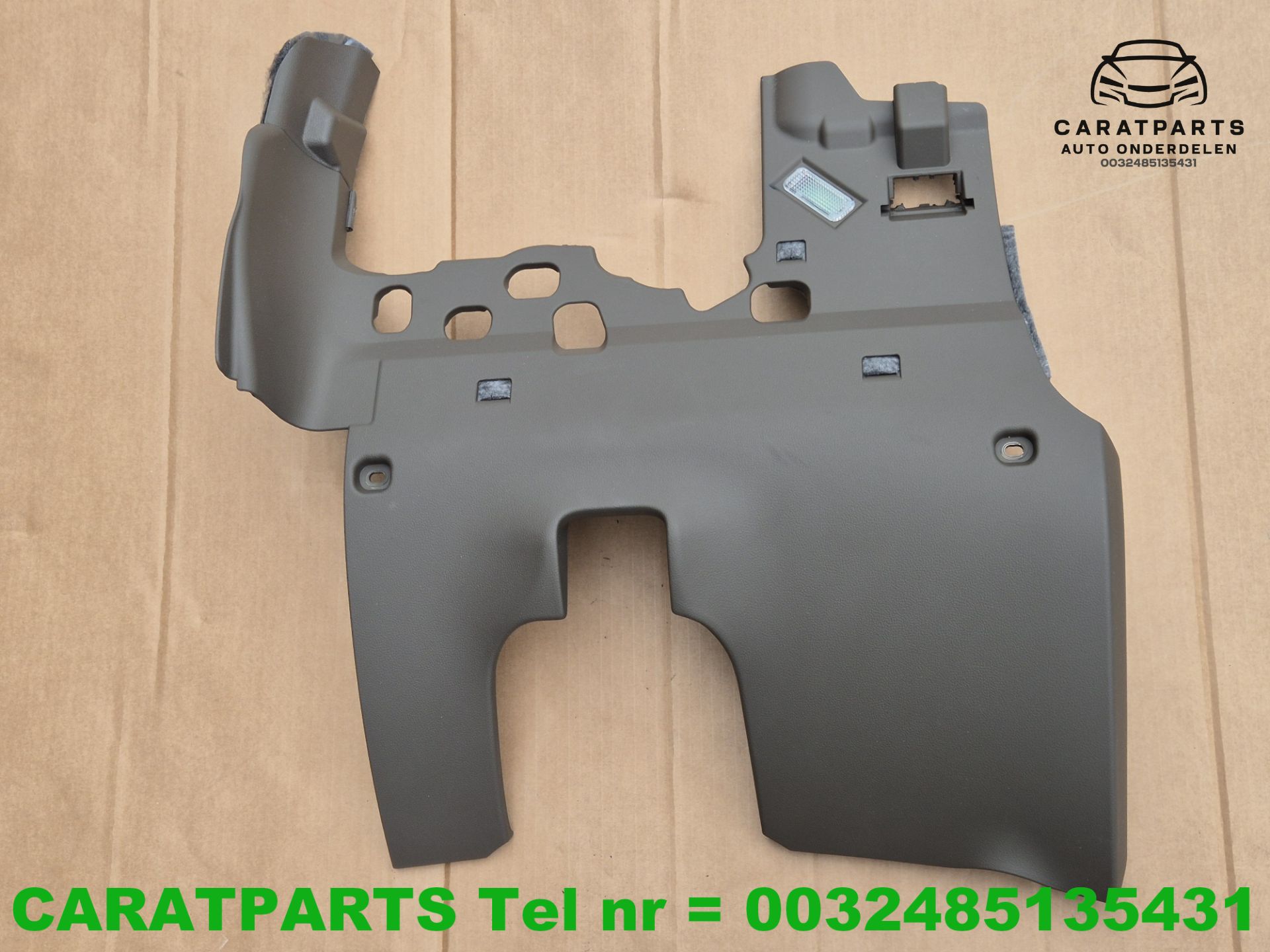 8K1863075A Audi A5 dashboard bekleding A4 Moorbraun BD6