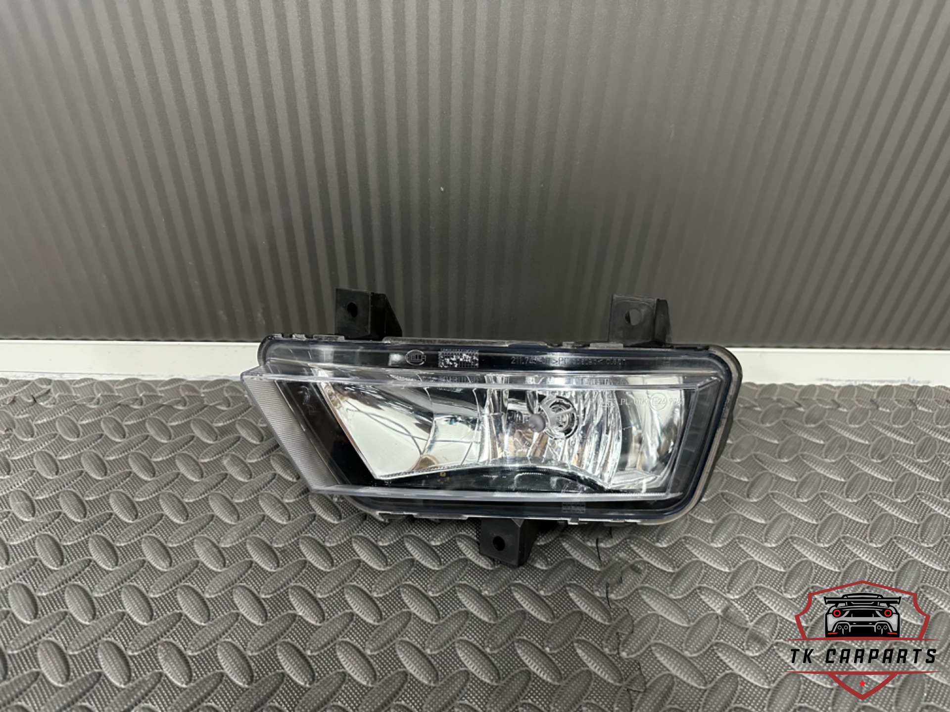Skoda citigo/e-citigo fog lamp left 1st941699a