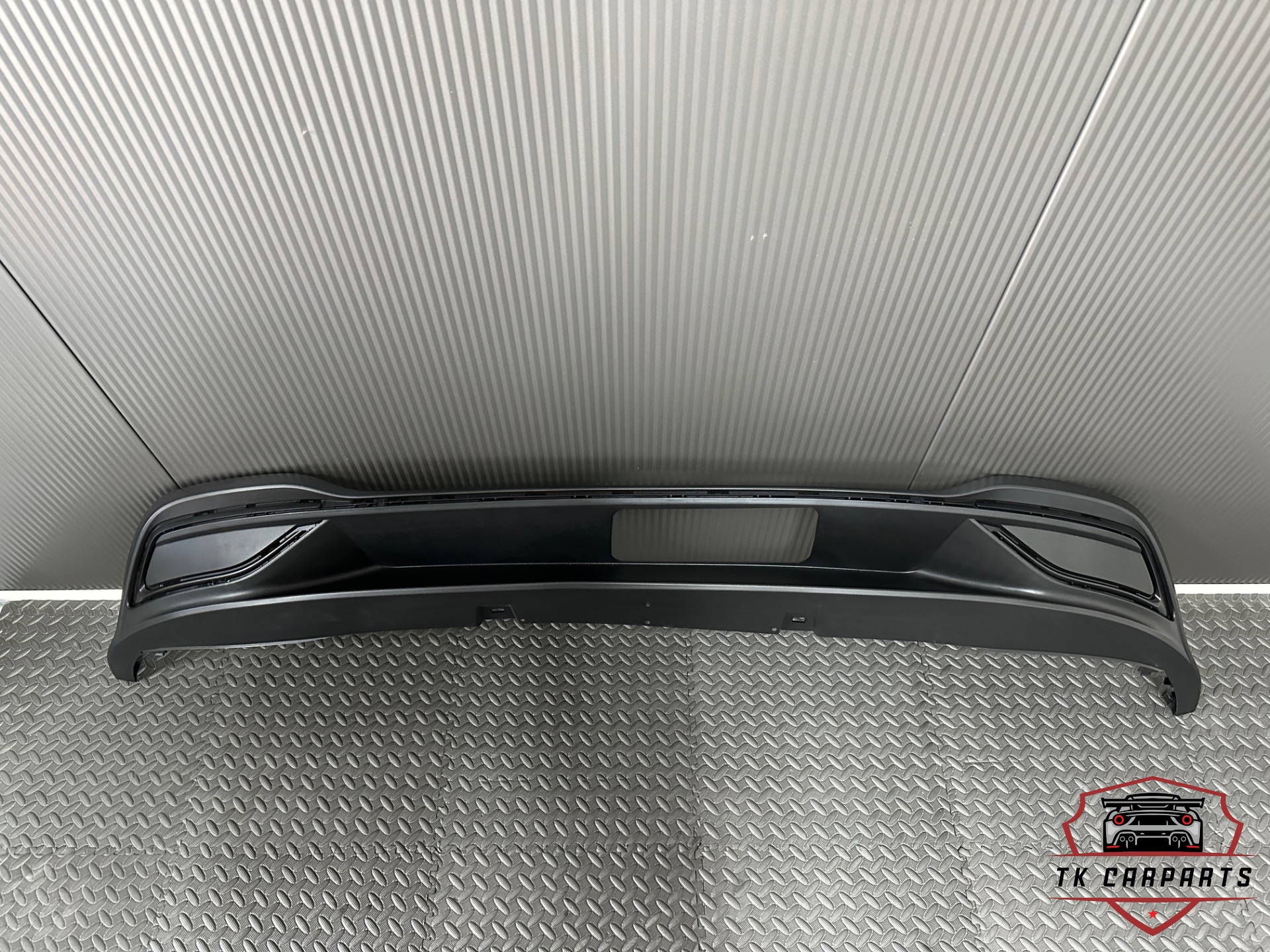 Volkswagen golf 8 Gte diffuser 5h6807568f