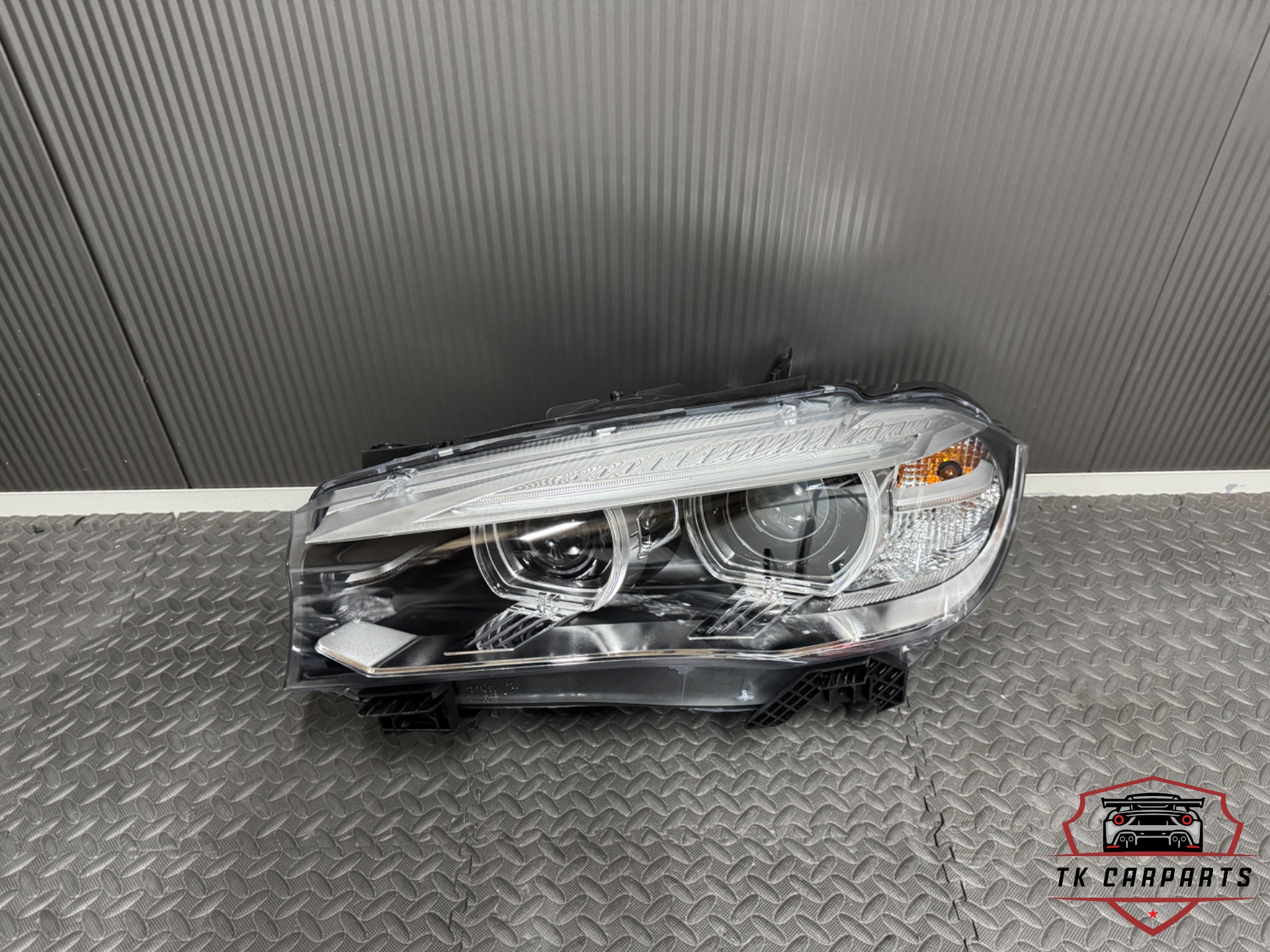 Nieuw Bmw x5 f15 / x6 f16 bi-xenon koplamp links