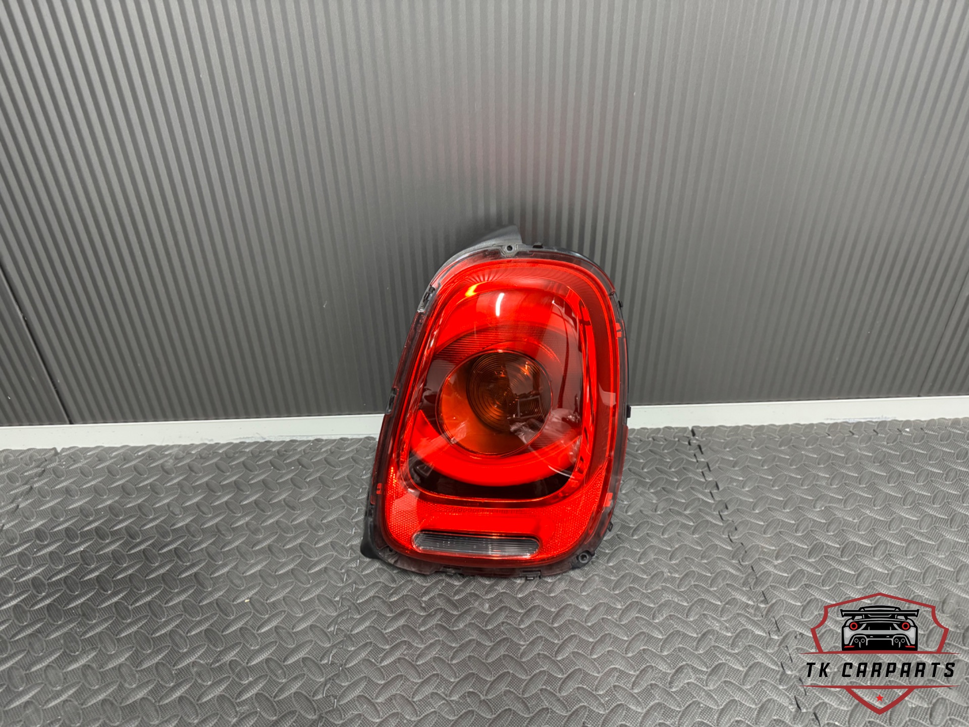 Mini Cooper F55 F56 F57 achterlicht links 7297413-14
