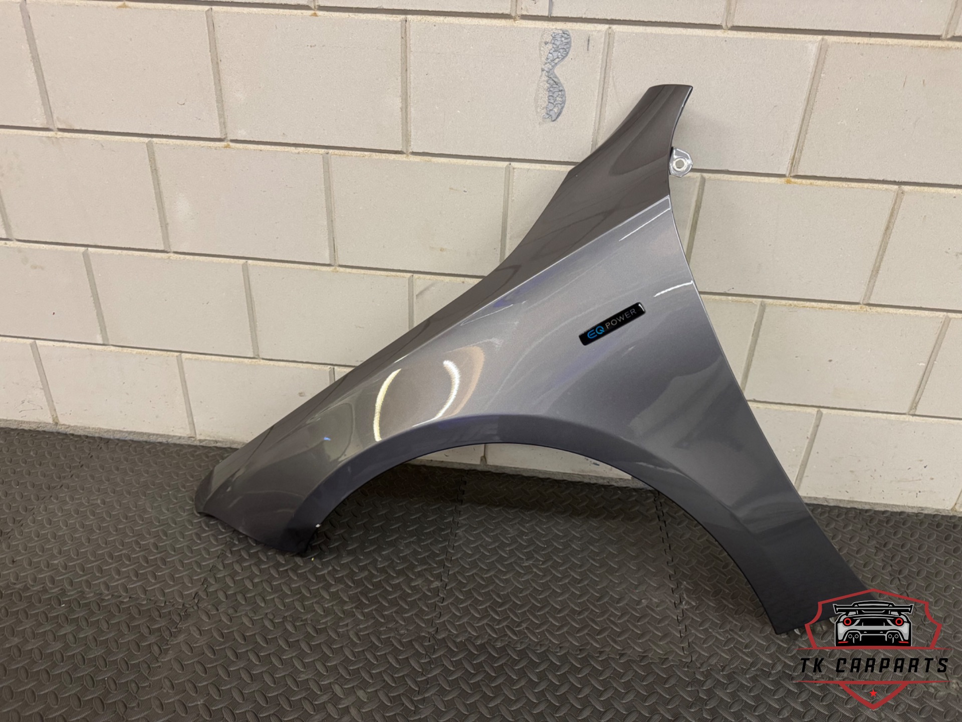 Mercedes A-klasse w177/v177 zijscherm/spatbord links