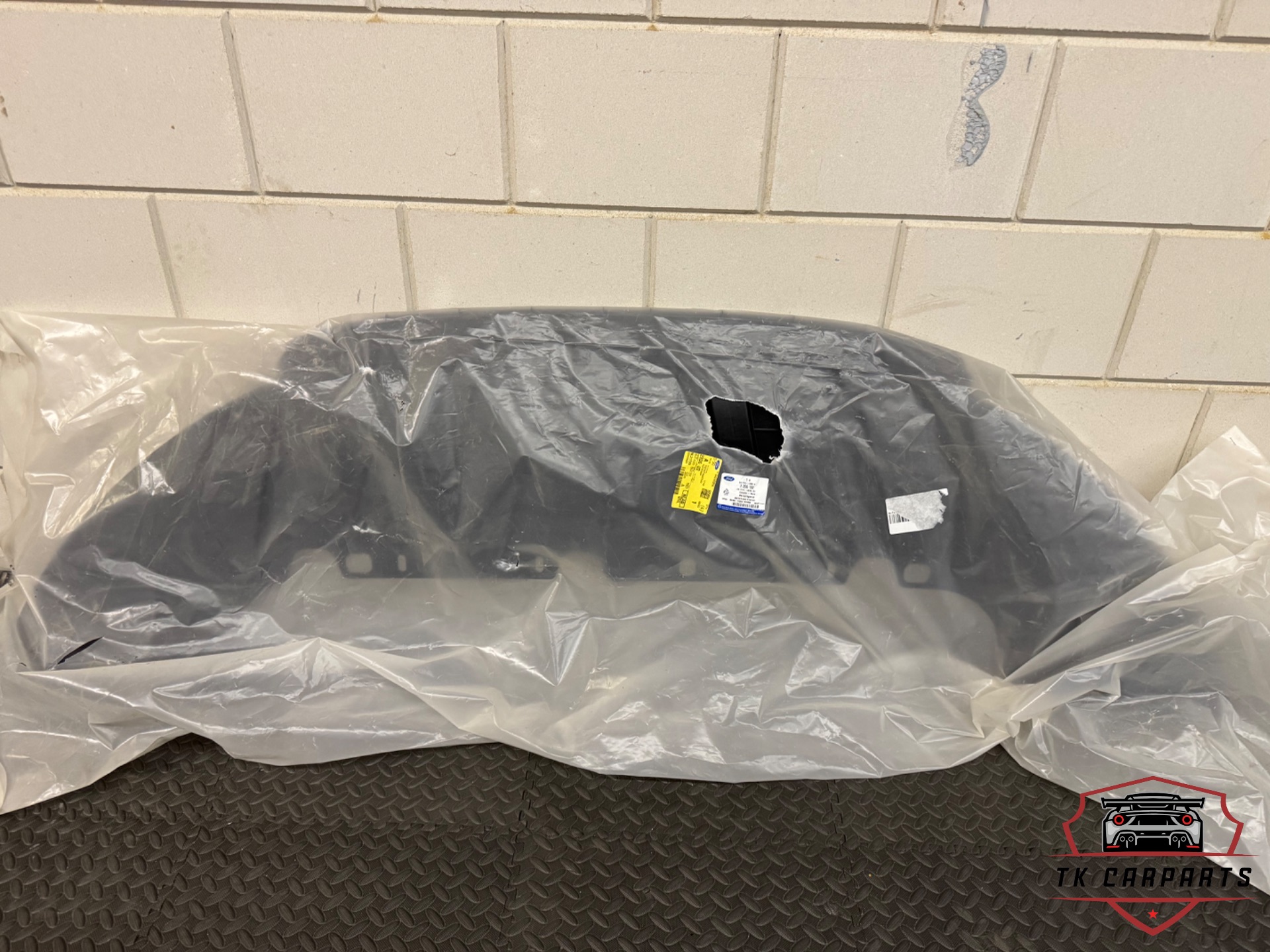 Nieuw Ford c-max II mk2 bumper onderkant 2206102
