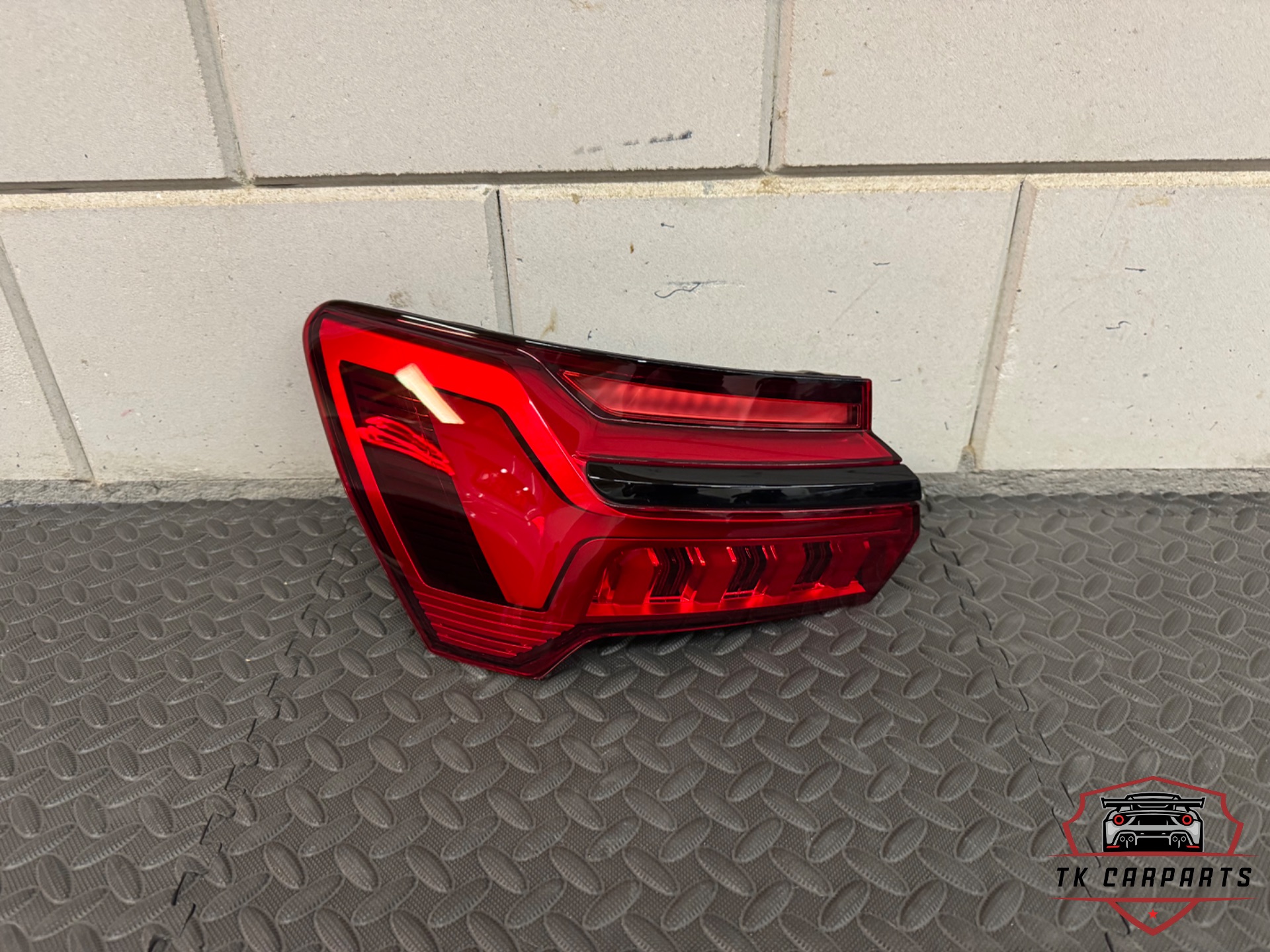 Audi A6 C8 4k5 links achter licht 4k5945091d
