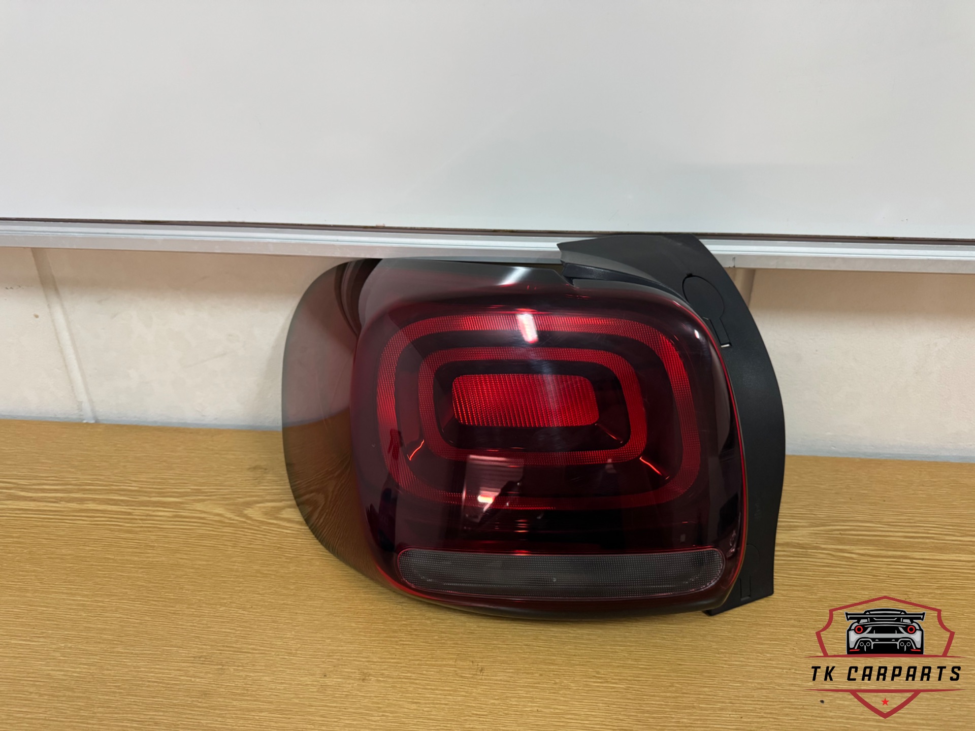 Citroen C3 aircross achterlicht links 208025