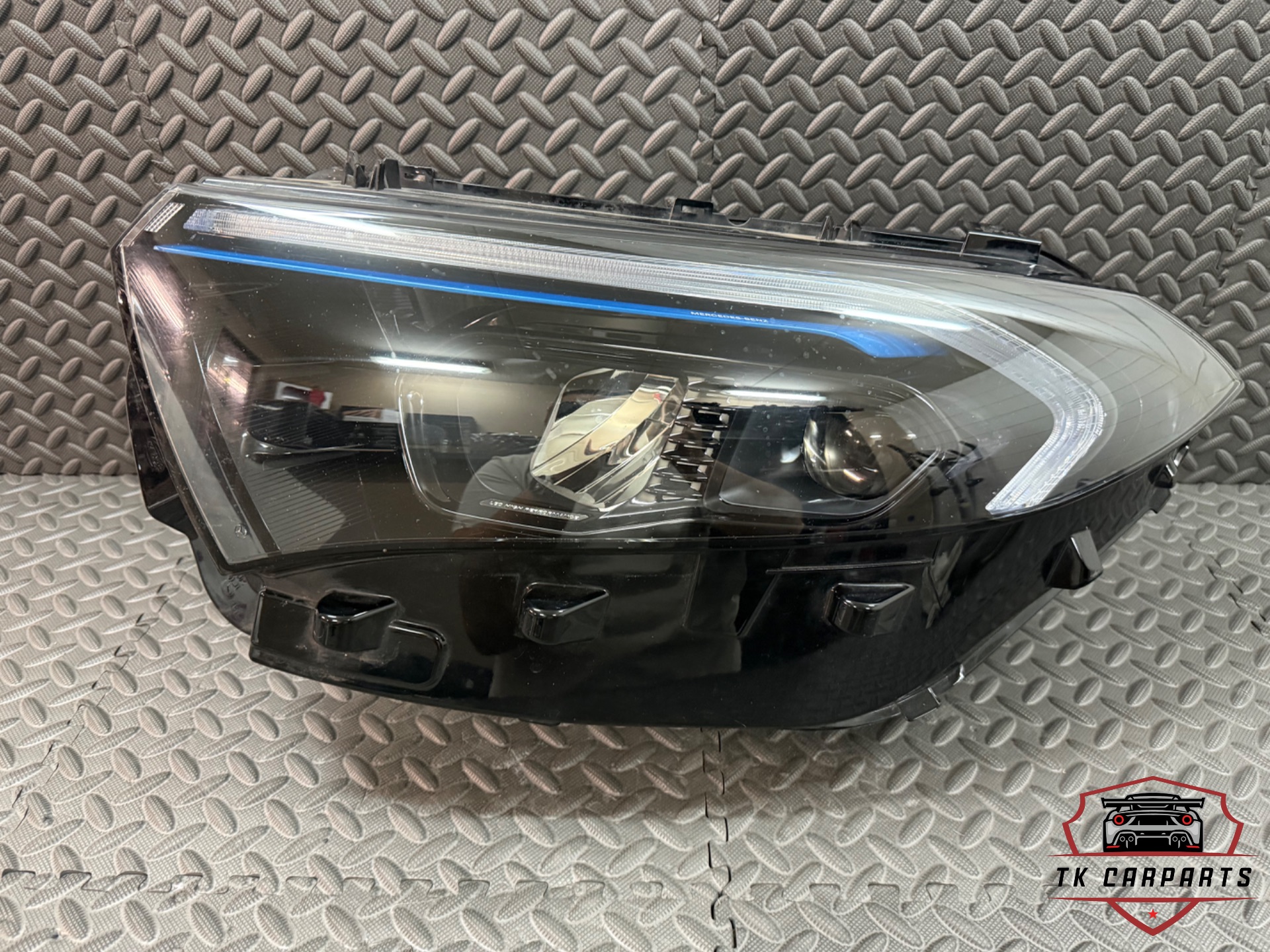 Mercedes Eqa/Eqb led highperformance koplamp links