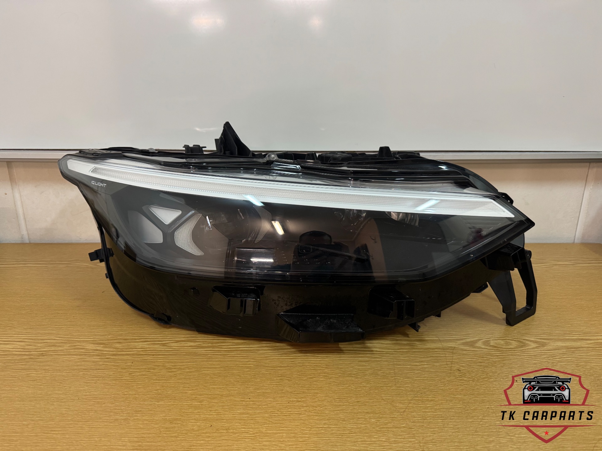 Volkswagen ID7 ID.7 iq light koplamp rechts