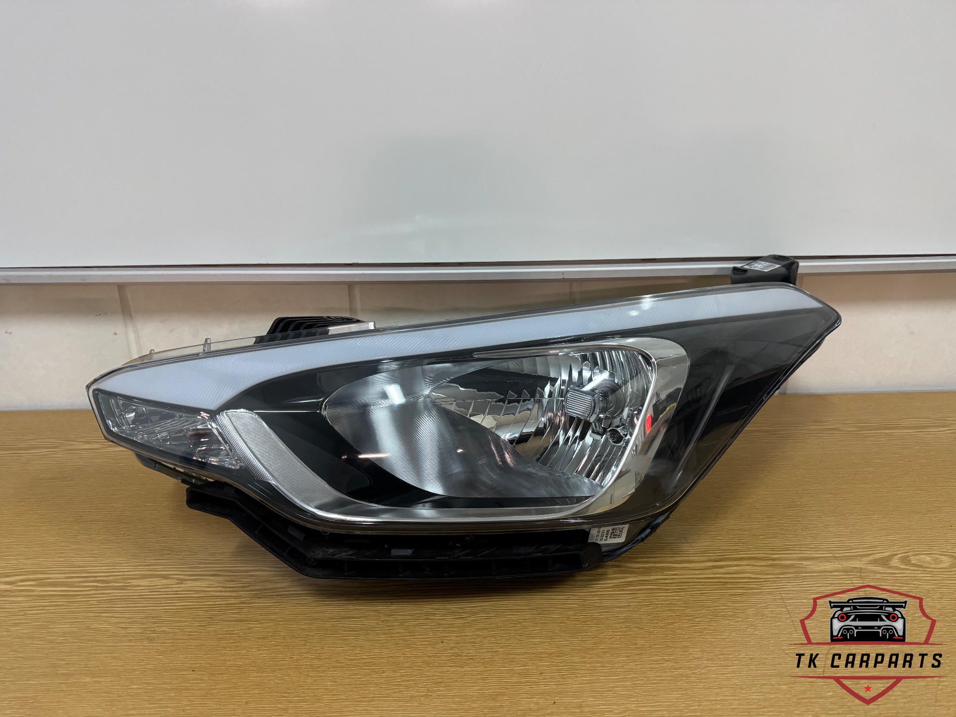 Hyundai i20 koplamp links 92101-c8000