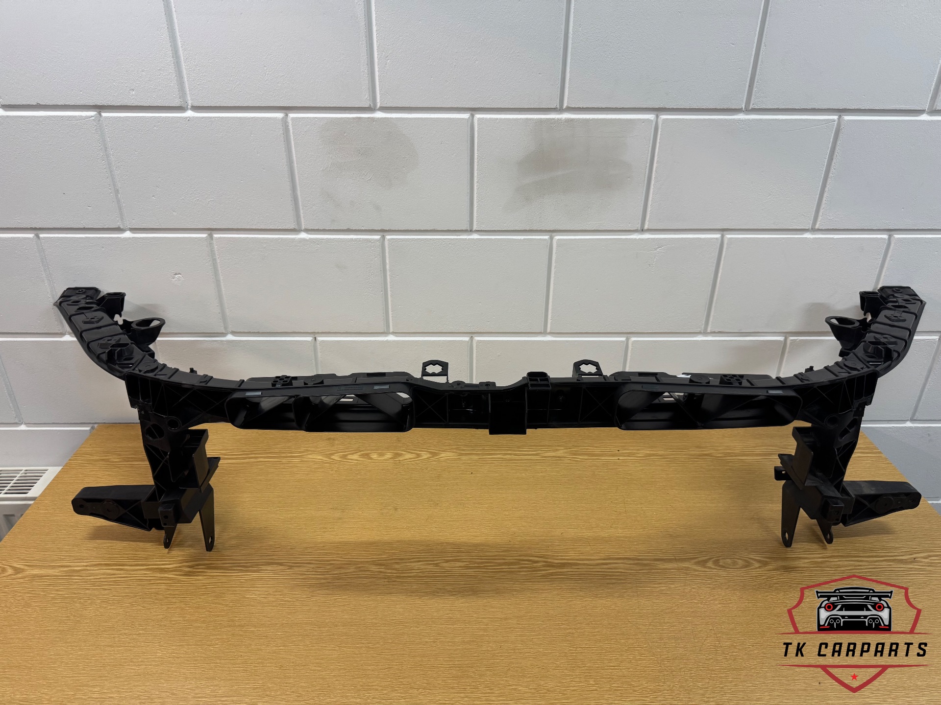 Mercedes voorfront orgineel nieuw a2476208300