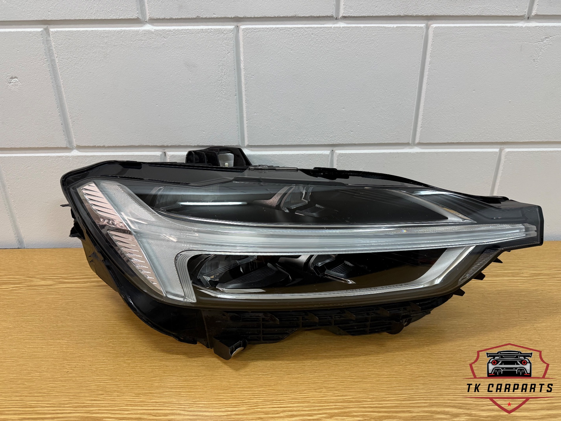 Phare à LED complet pour Volvo XC60 R 31655231