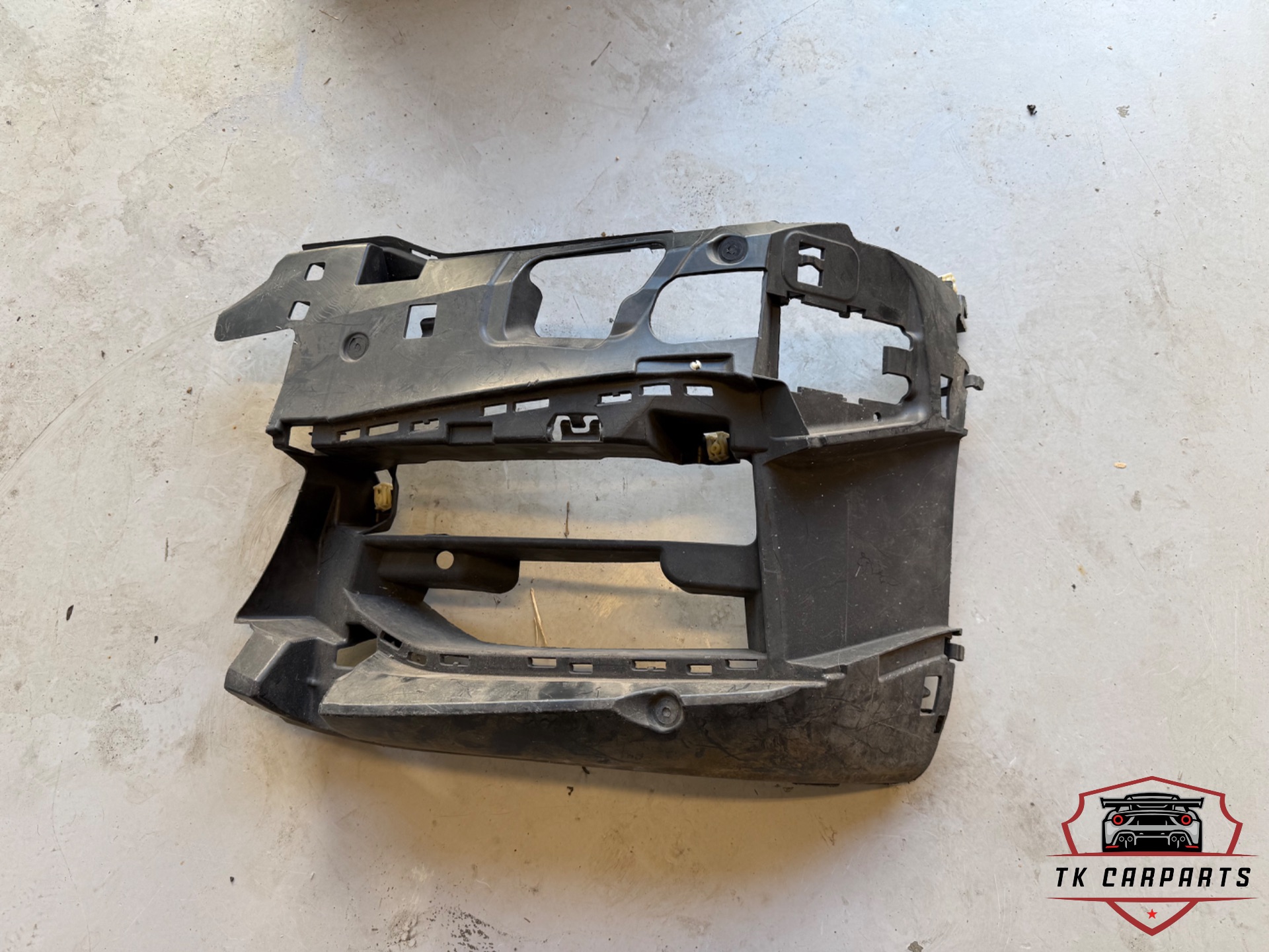 Bmw 5Serie G30/G31 bumper binnenwerk links