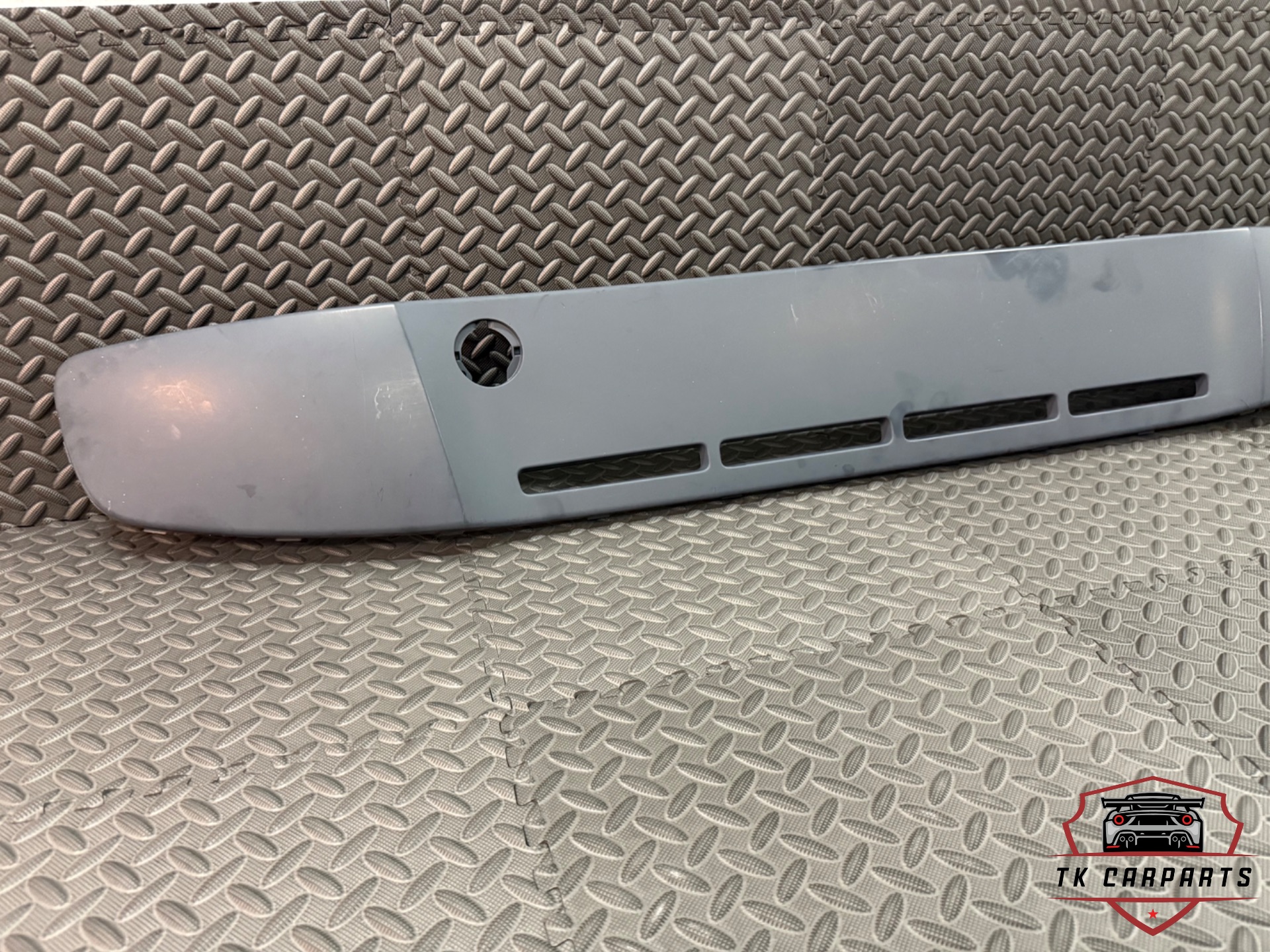 Volkswagen Up! Stoßstangengrill/Einlage 1s0853665a