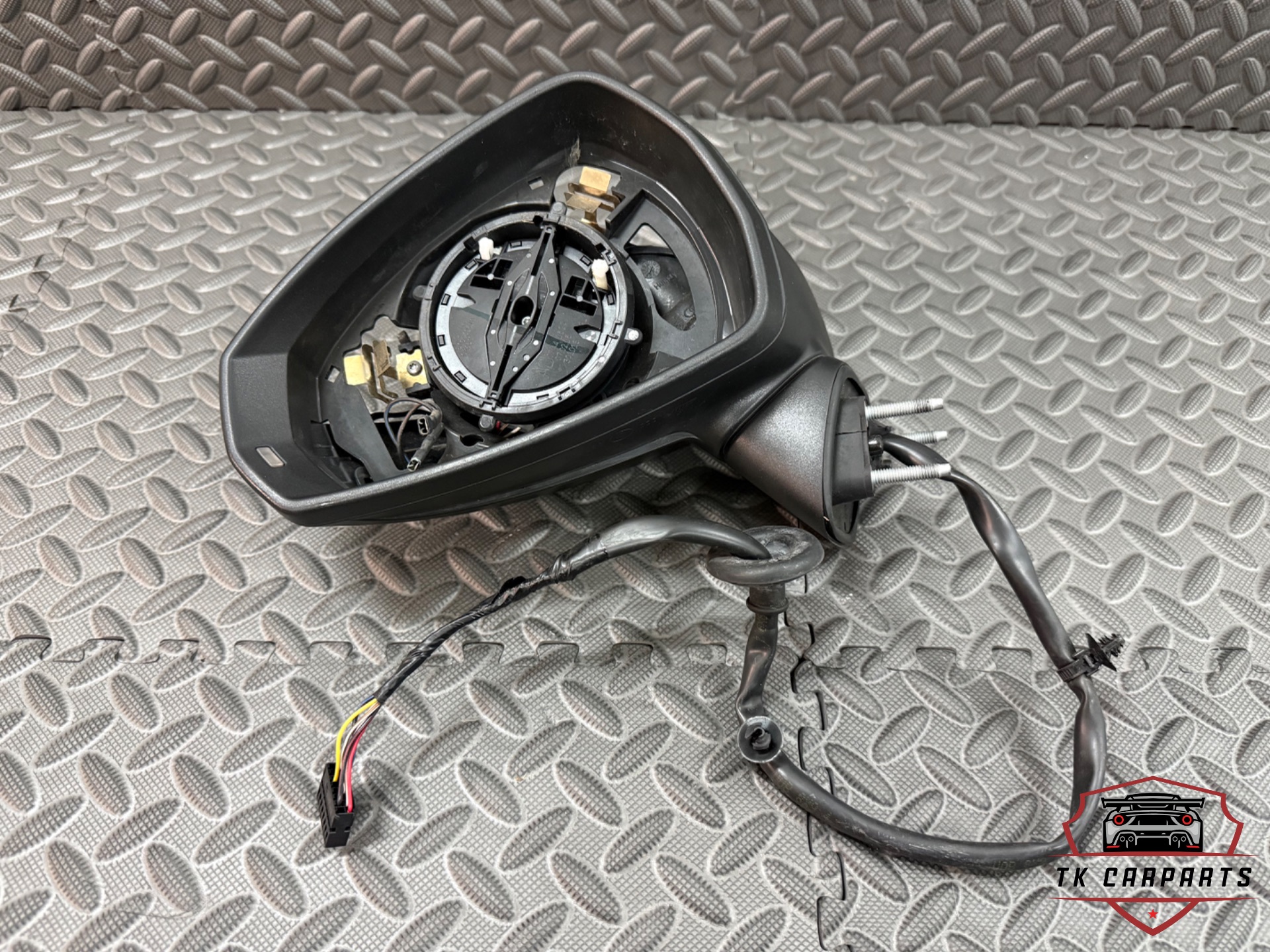 Audi A3 8v buiten spiegel links 8v0857409d