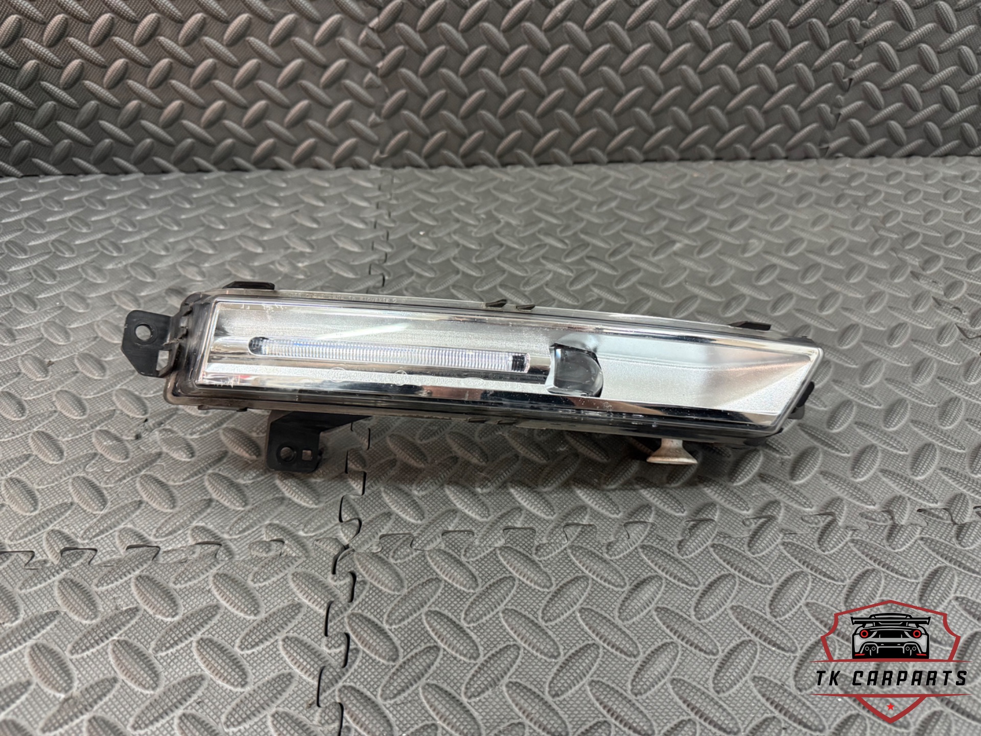 Jaguar land rover led mistlamp recht hk8315200ad