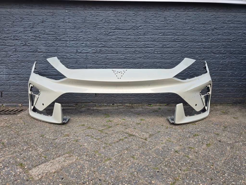 Seat Cupra Leon 5FA Facelift 2024+ Pare-chocs avant Pare-chocs 6xPDC Original !