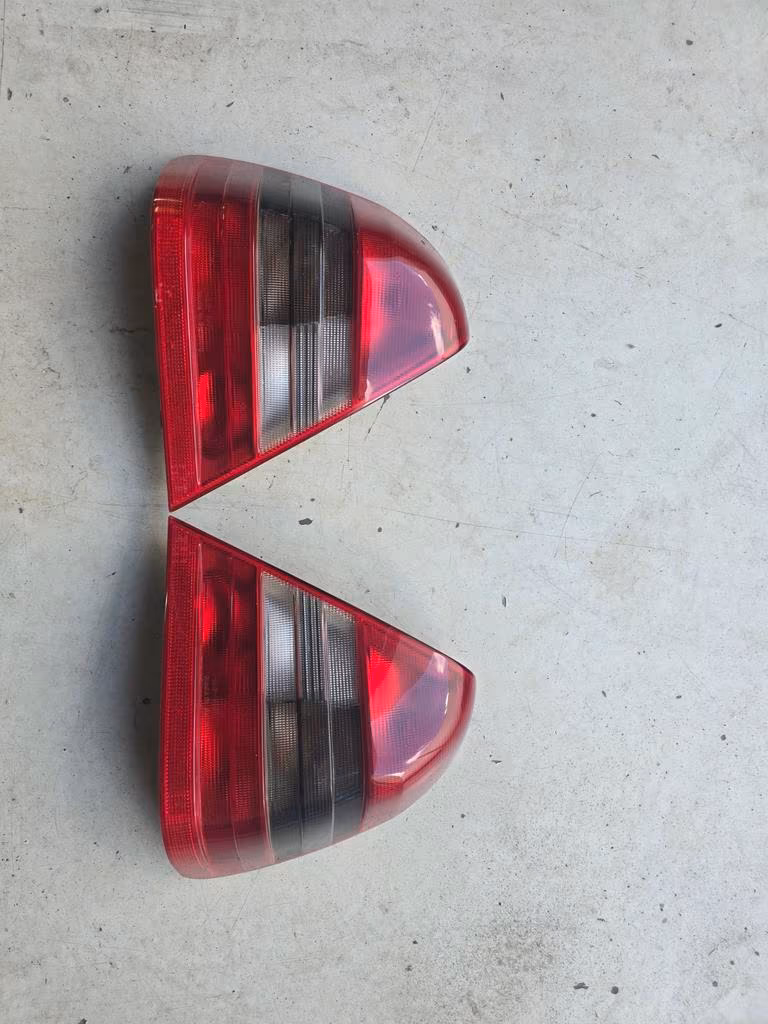 Mercedes C Klasse W202 1993-1997 Achterlicht L+R 2028201064R 2028200964L