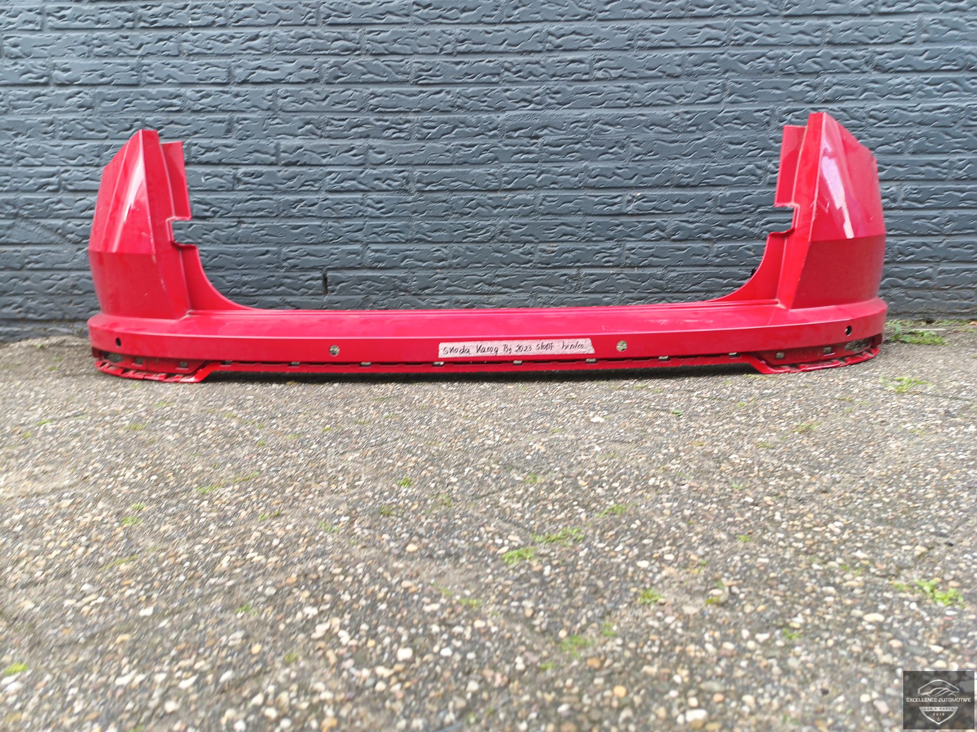 Skoda Karoq Facelift 21-23 Achterbumper Bumper 4xPDC Origineel!
