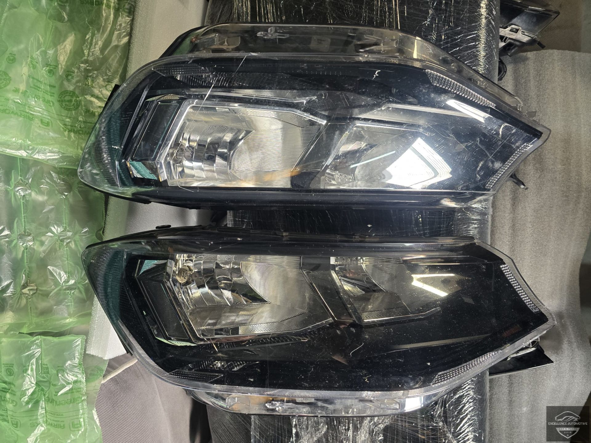 VW Caddy 2K7 Halogen H7 Headlight Set 2K8941005A 2K8941006A
