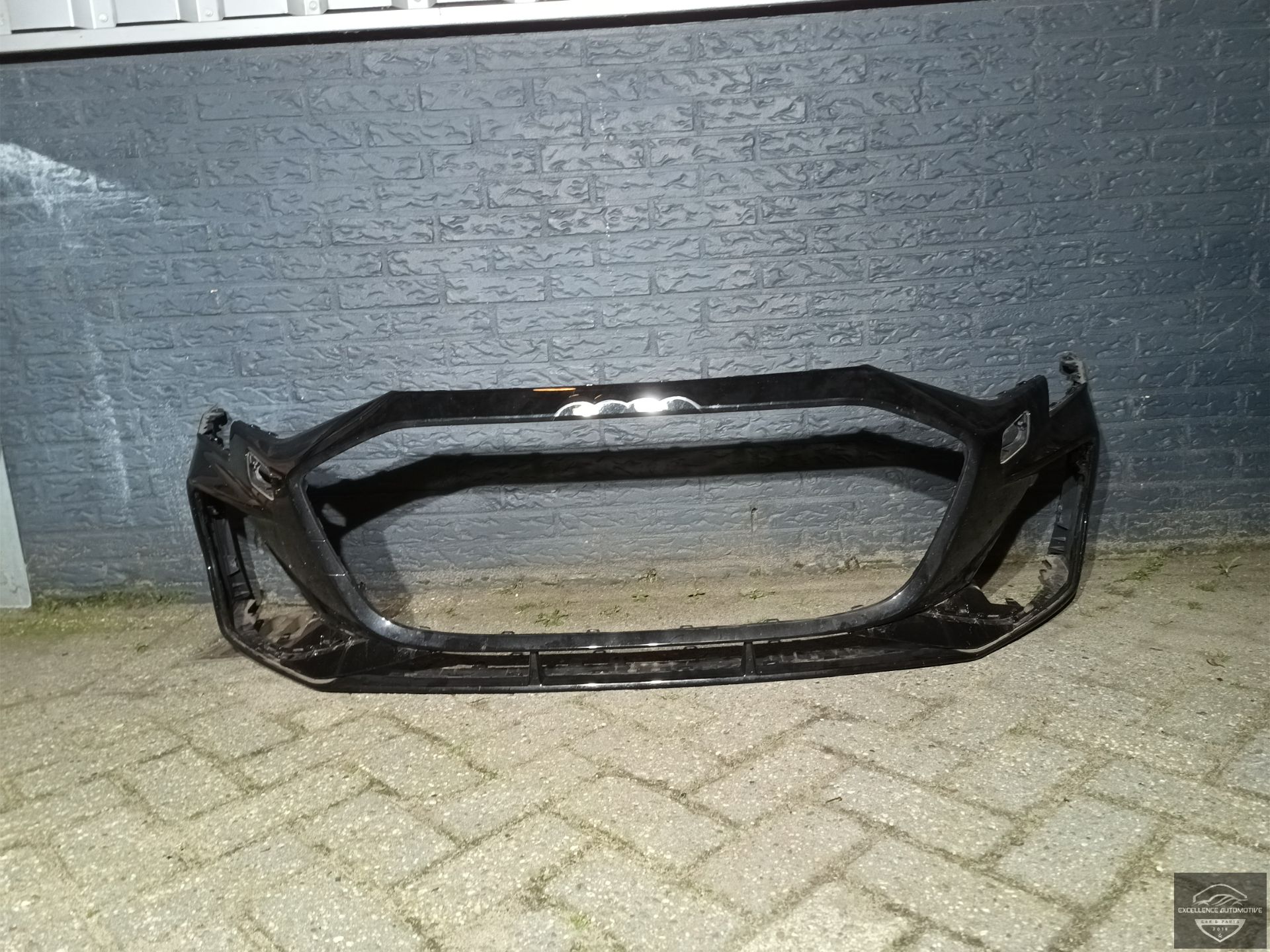 Audi A3 8Y Facelift S-Line Voorbumper Bumper 6xPDC KLS Origineel!